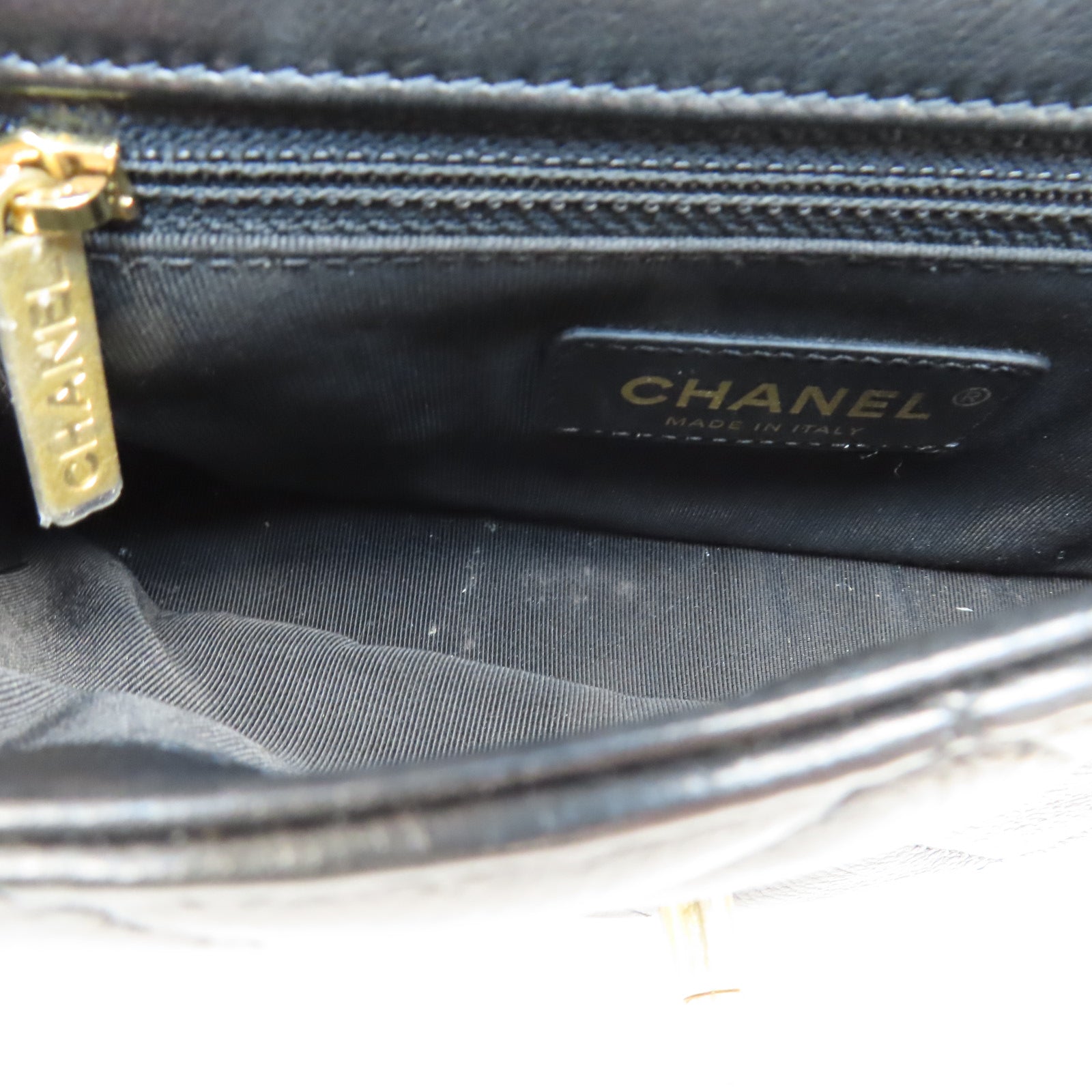 CHANEL 菱格牛皮皮革Flap Waist Bag金扣腰包黑色