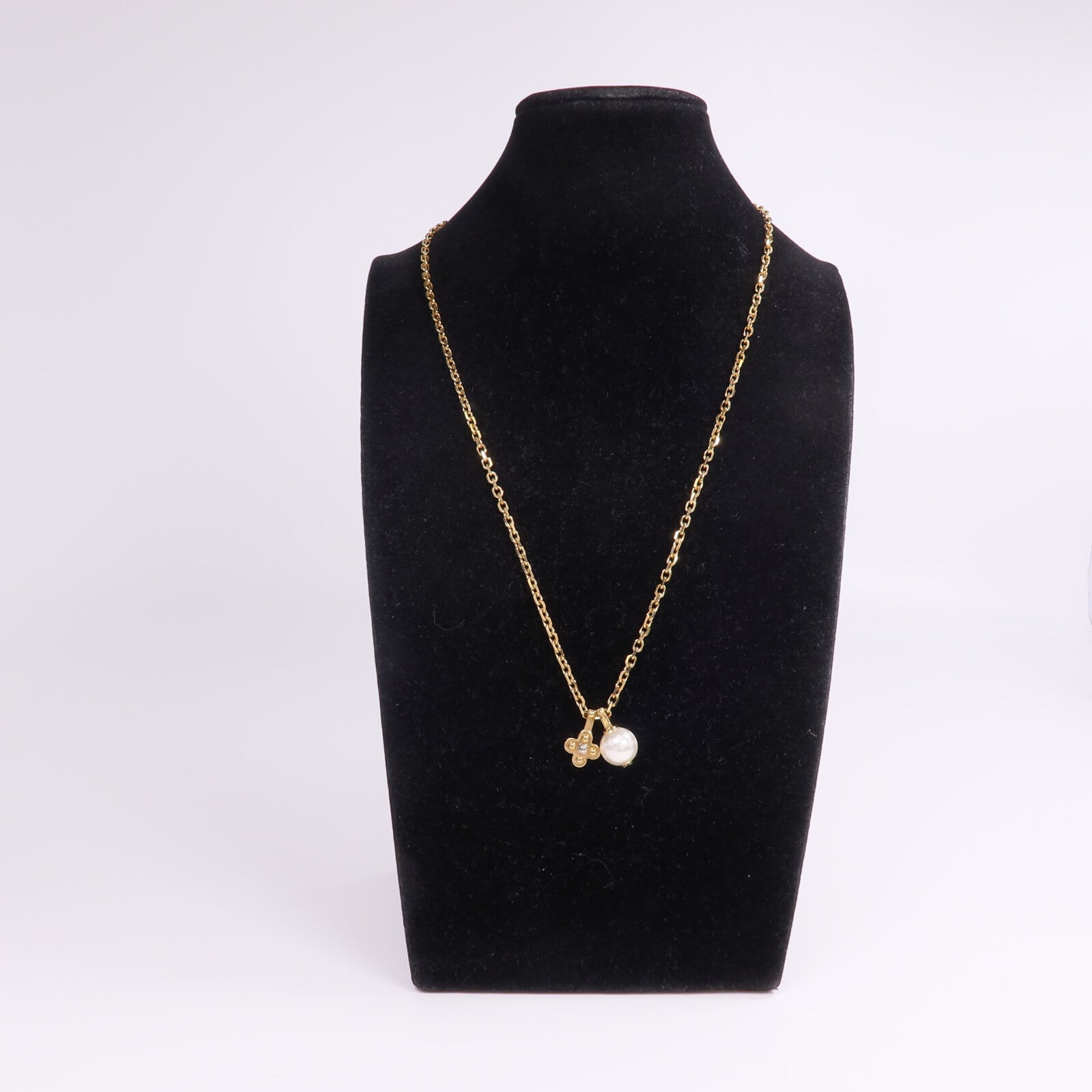 LOUIS VUITTON 金屬/PVC Flower Charm Pearl Necklace金屬項鏈