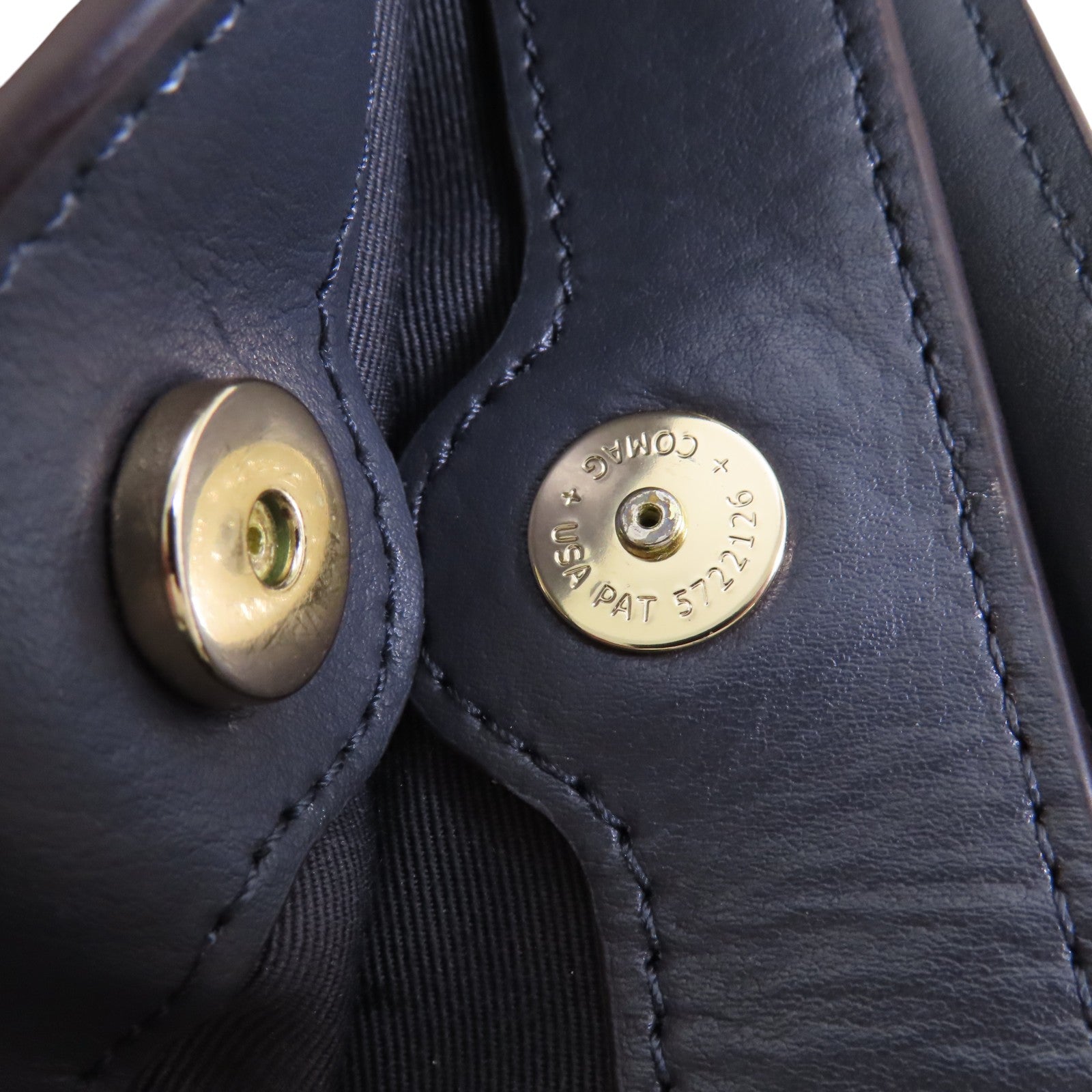 COACH 塗層帆布Shoulder Bag金扣肩背袋
