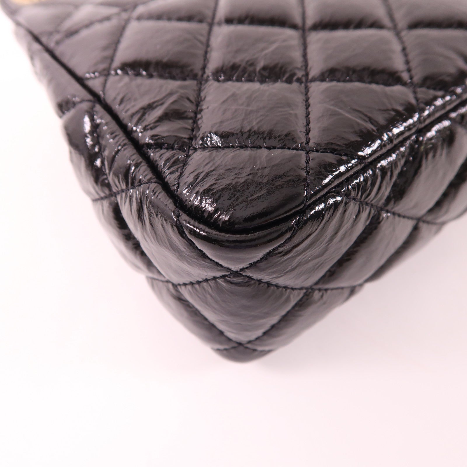 CHANEL 皮革Hobo金扣鏈帶肩背袋