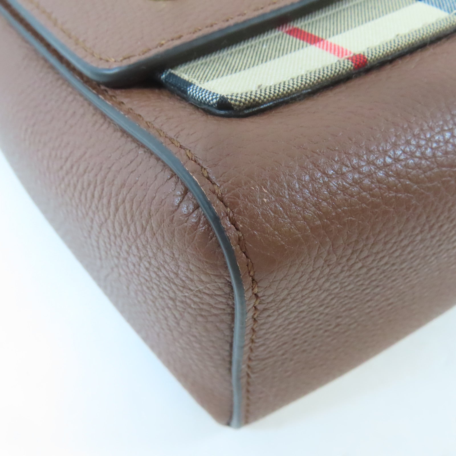 BURBERRY 牛皮皮革Shoulder Bag金扣肩背袋啡色