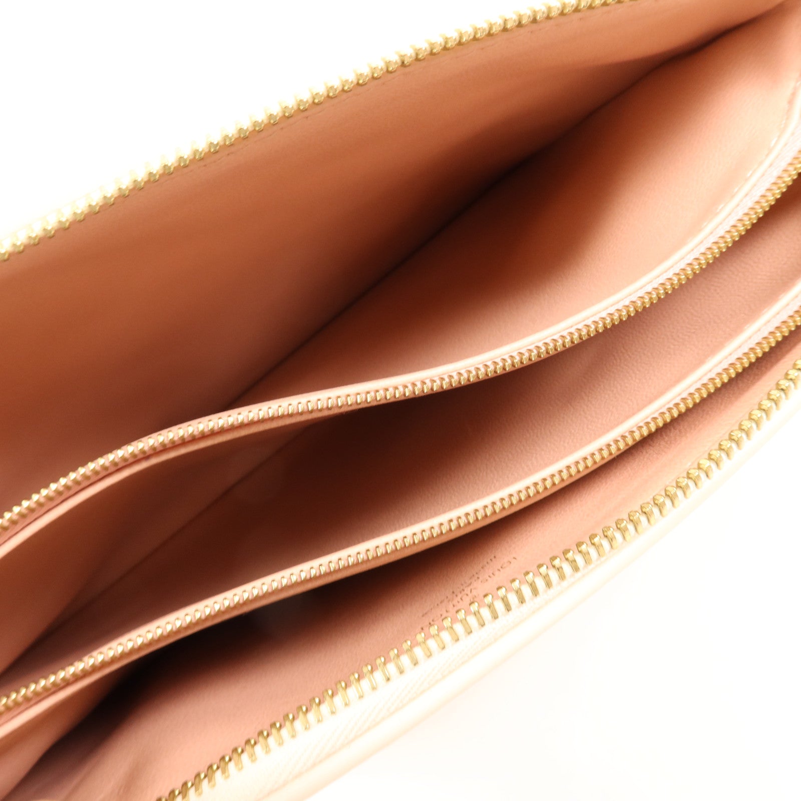 LOUIS VUITTON 【激減優惠】羊皮皮革Coussin PM金扣手挽肩背兩用袋