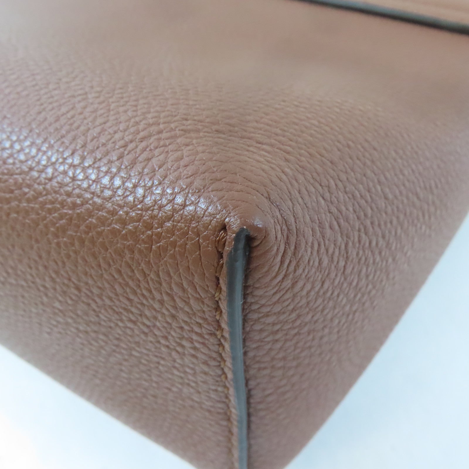 BURBERRY 牛皮皮革Shoulder Bag金扣肩背袋啡色
