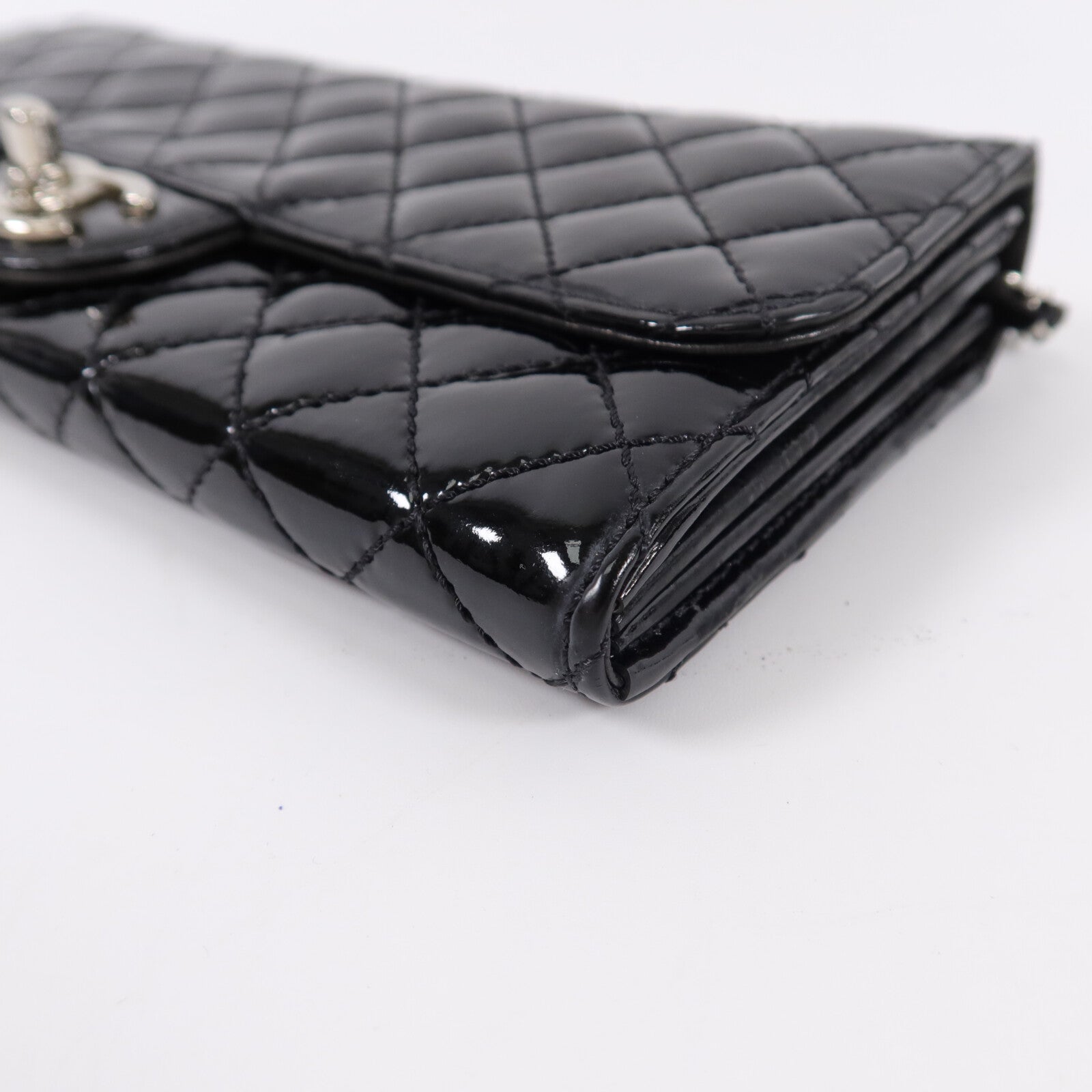 CHANEL 漆皮皮革Classic East West鏈帶肩背袋