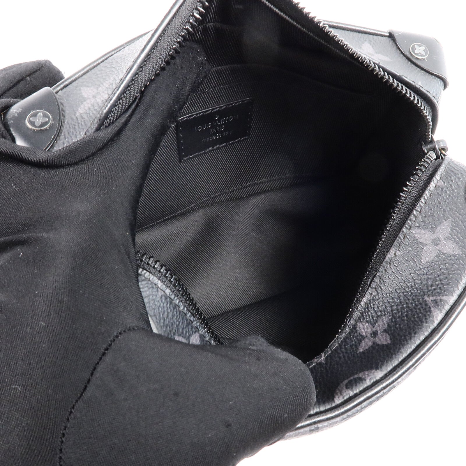 LOUIS VUITTON Monogram Eclipse Mini Soft Trunk肩背袋