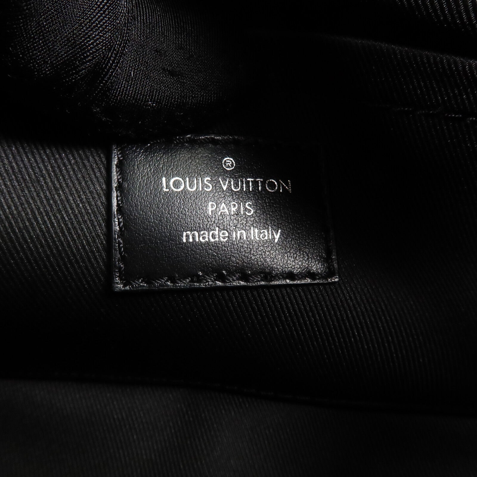 LOUIS VUITTON Monogram Eclipse Mini Soft Trunk肩背袋