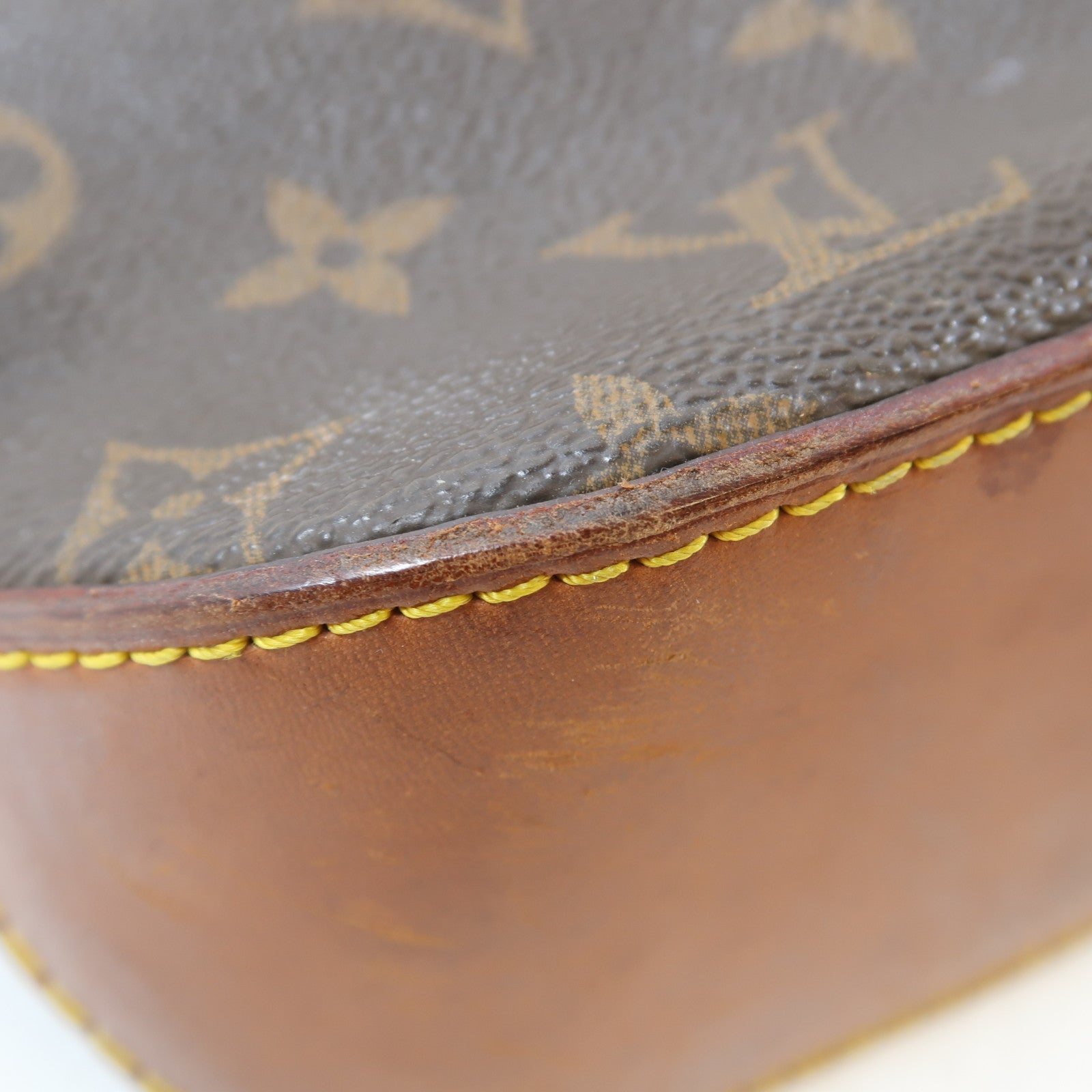 LOUIS VUITTON Monogram Trotteur金扣肩背袋啡色