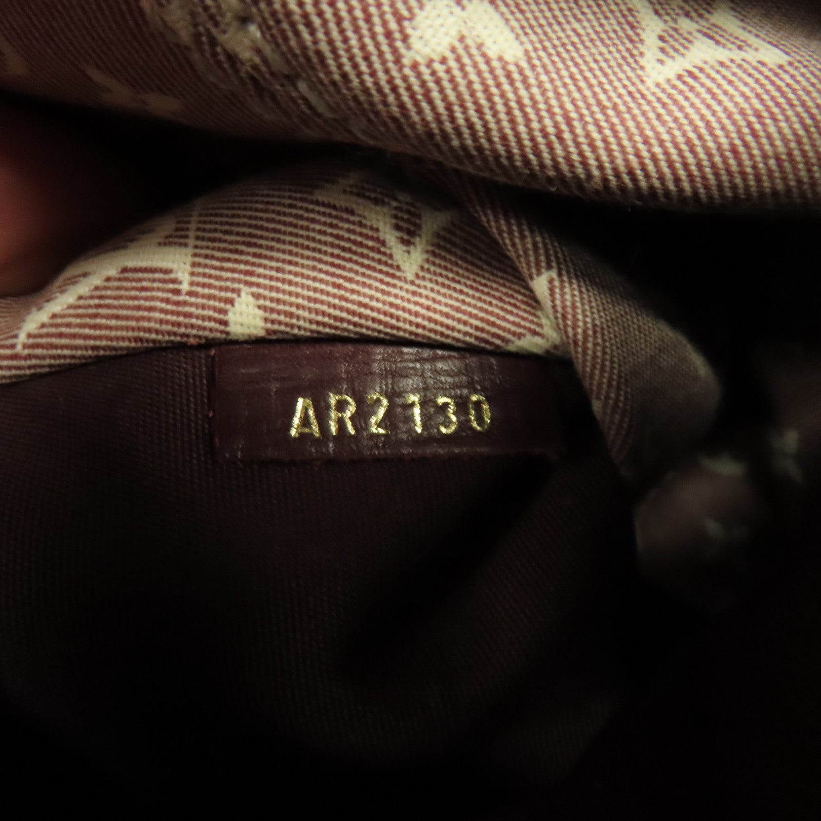 LOUIS VUITTON Monogram Idylle Romance Shoulder Bag金扣肩背袋紅色