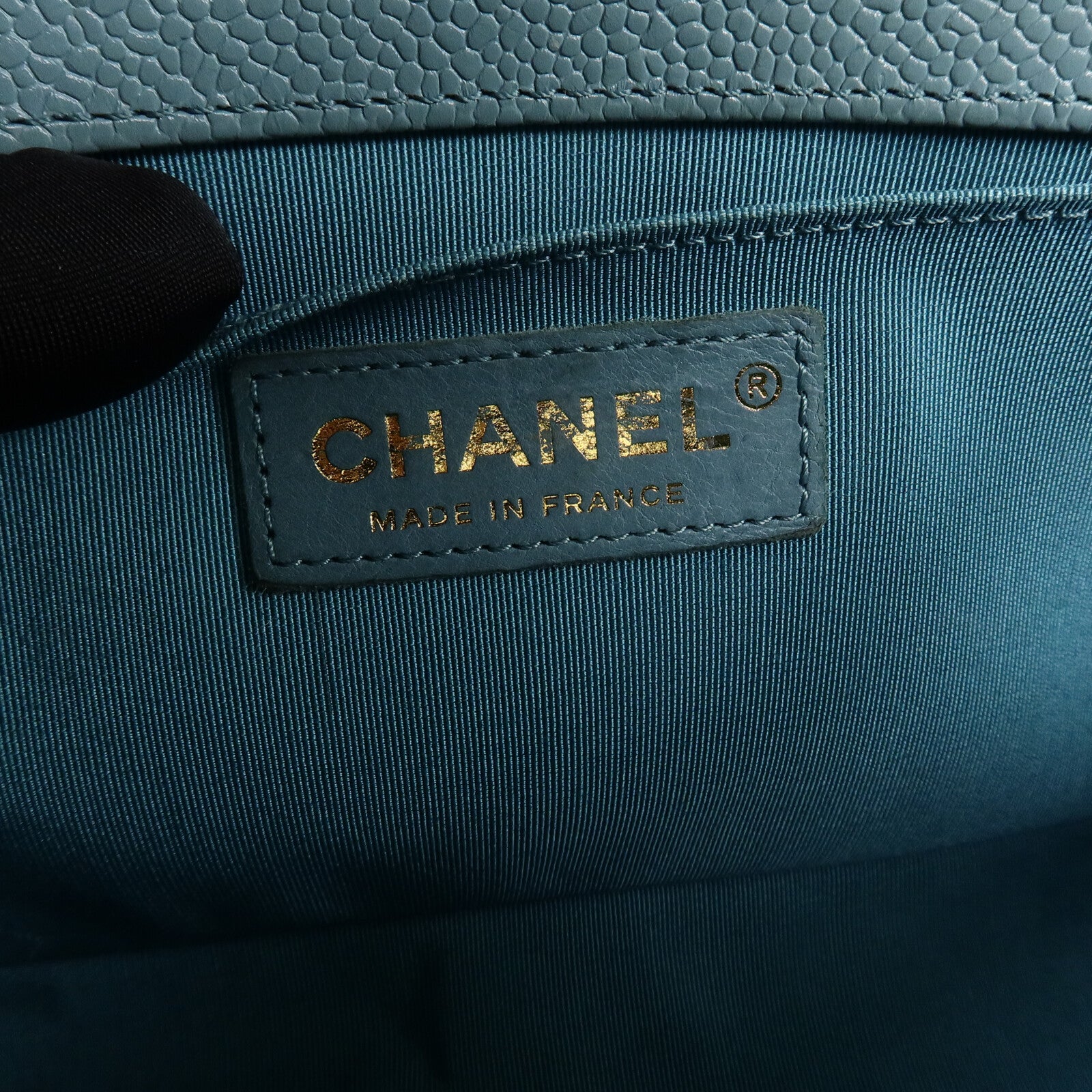 CHANEL 牛皮皮革Boy 25鏈帶肩背袋