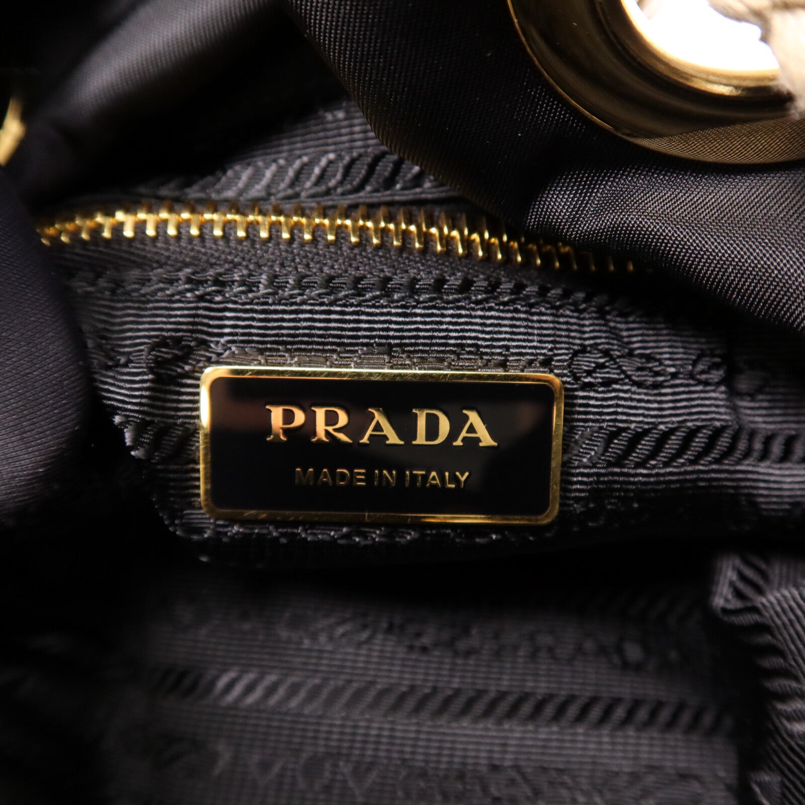 PRADA 【激減優惠】尼龍Mariner金扣肩背袋