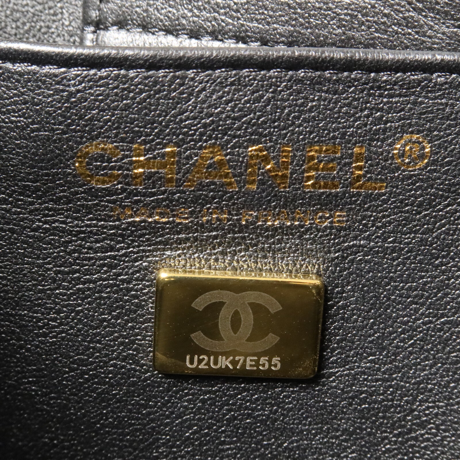 CHANEL 牛皮皮革Mini Bucket鏈帶肩背袋