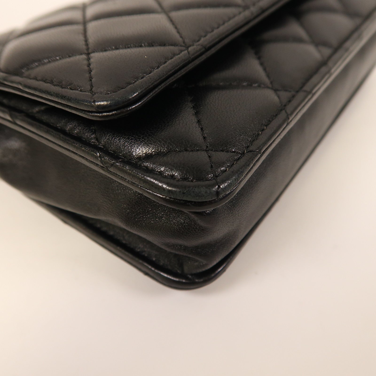 CHANEL 菱格羊皮皮革Wallet On Chain金扣鏈帶肩背袋黑色