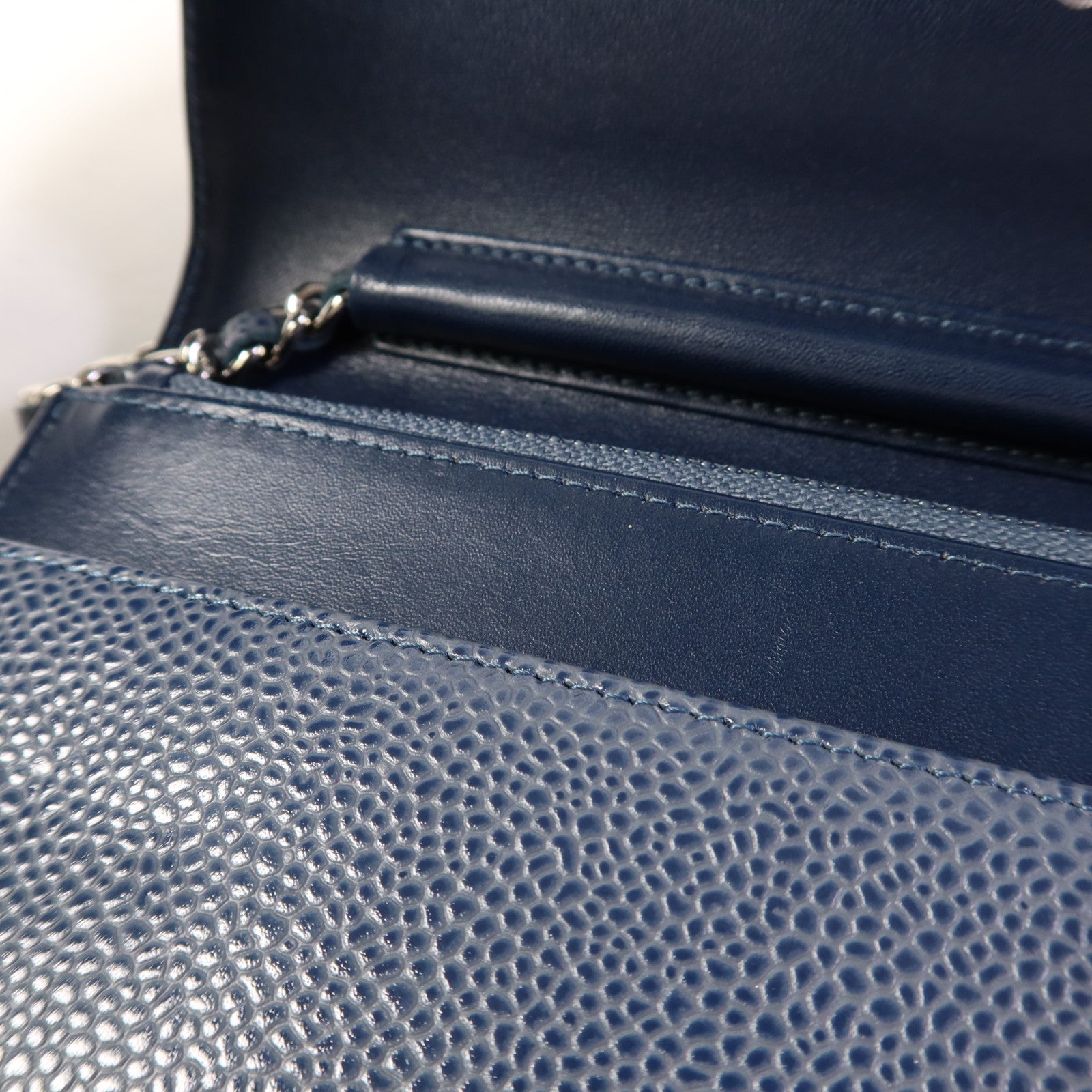 CHANEL 牛皮皮革WOC Wallet On Chain銀扣鏈帶肩背袋