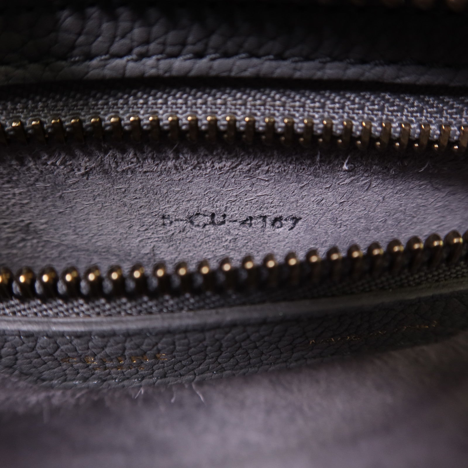 CELINE 牛皮皮革Micro Luggage金扣手挽袋