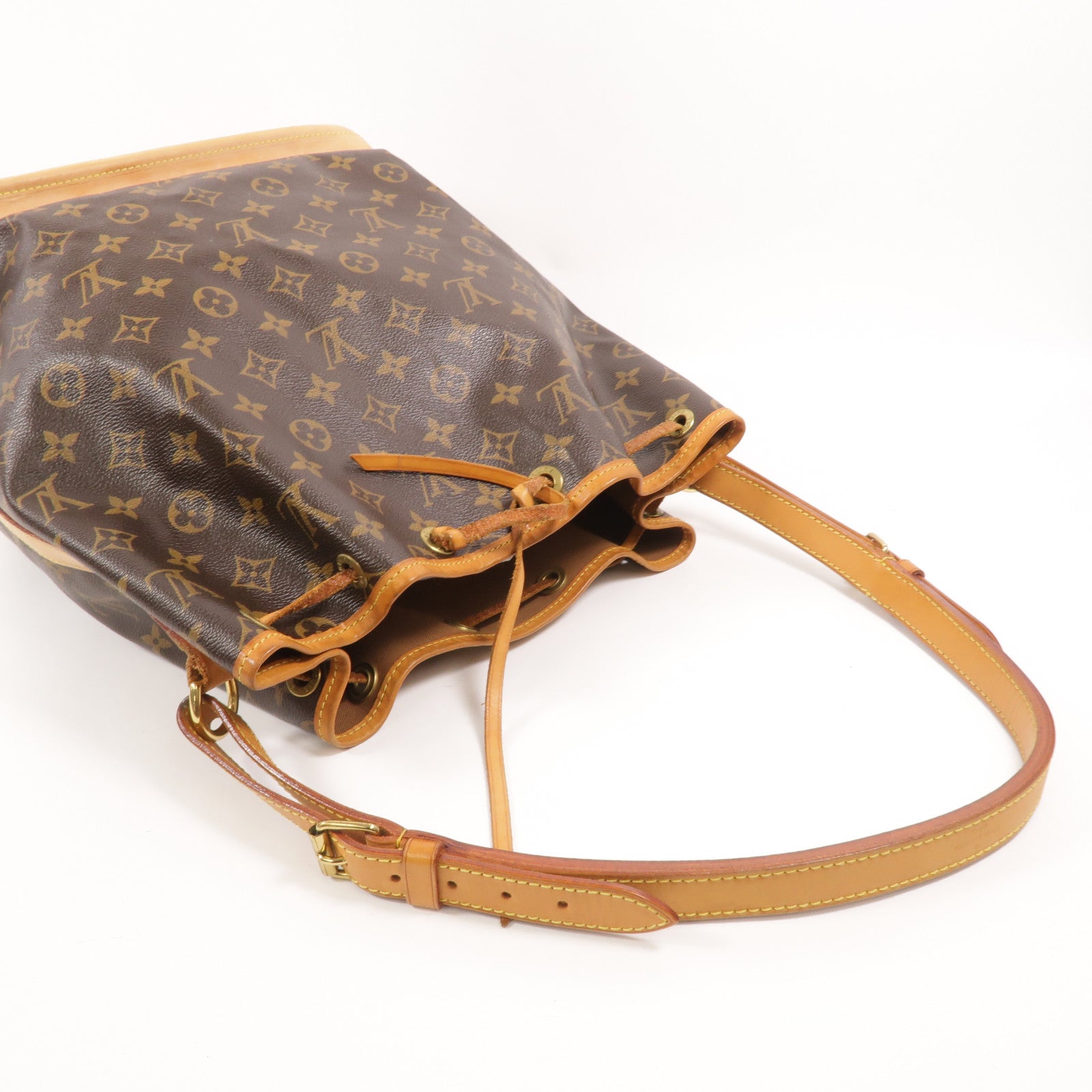 LOUIS VUITTON Monogram Noe Bucket Bag金扣肩背袋