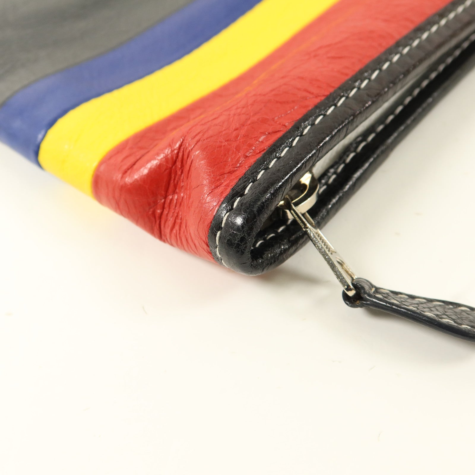 BALENCIAGA 牛皮皮革Bazar Pouch Clutch手拿包
