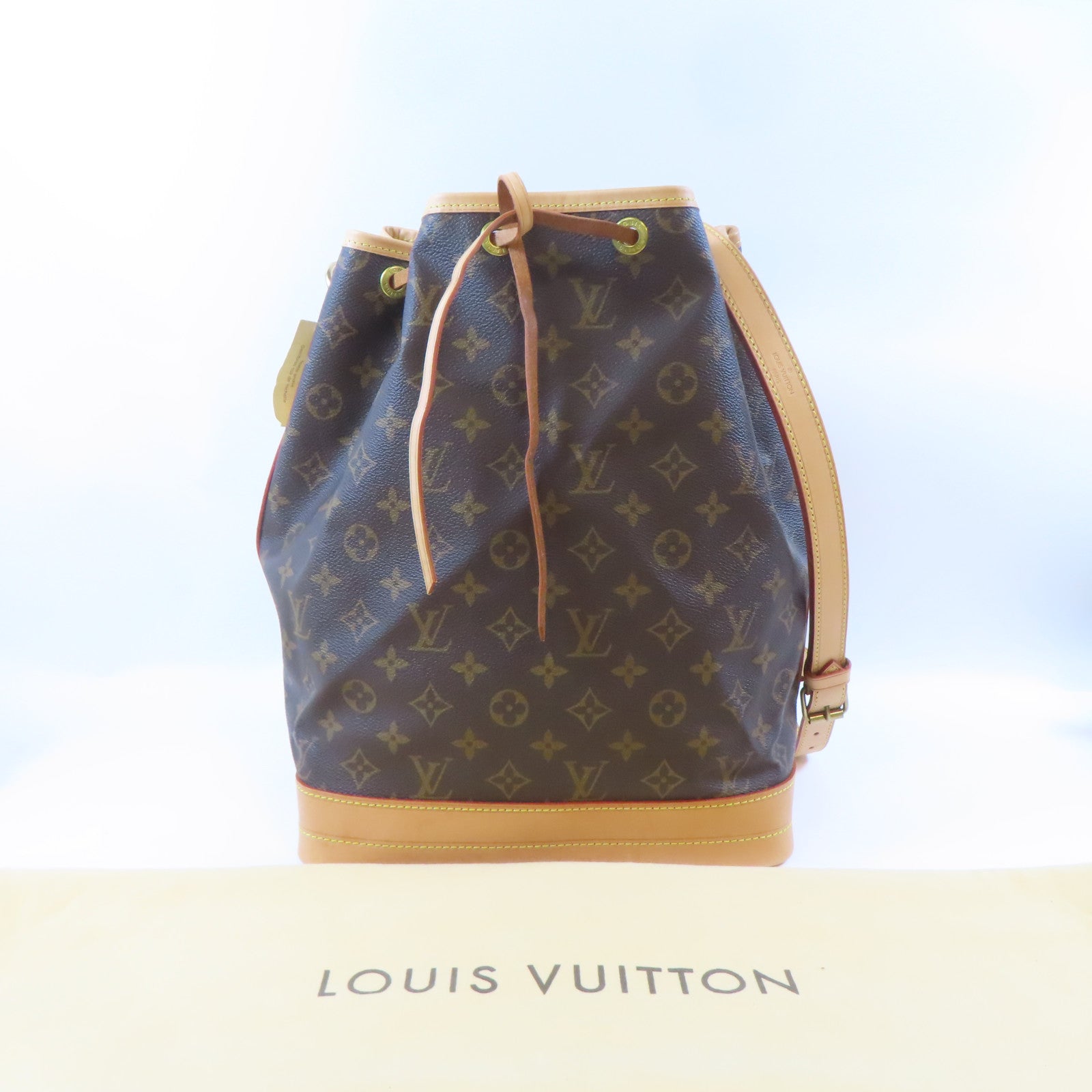 LOUIS VUITTON Monogram Noe Bucket Bag金扣肩背袋啡色