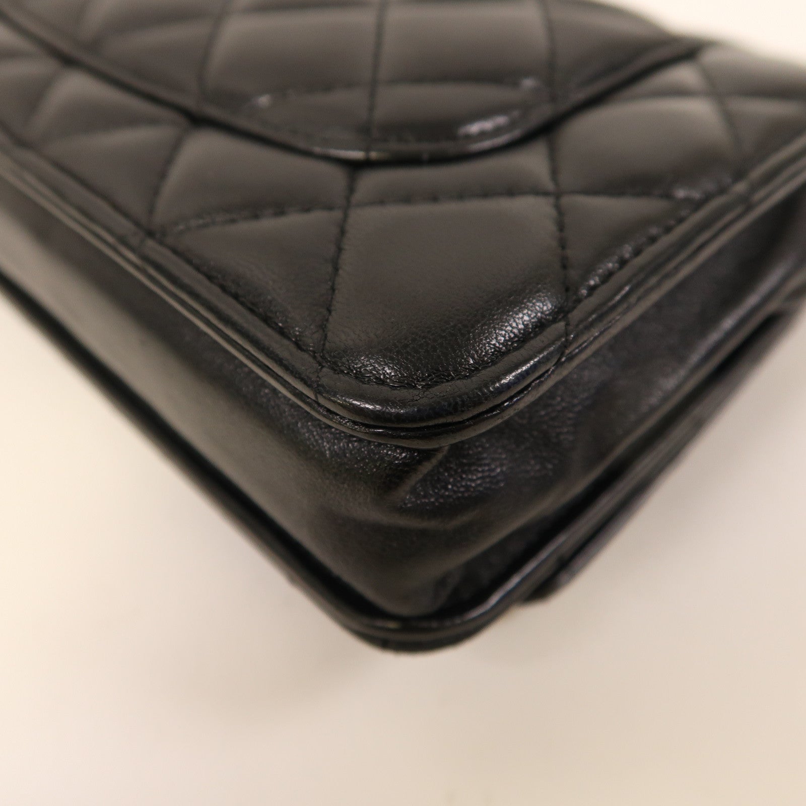 CHANEL 菱格羊皮皮革Wallet On Chain金扣鏈帶肩背袋黑色