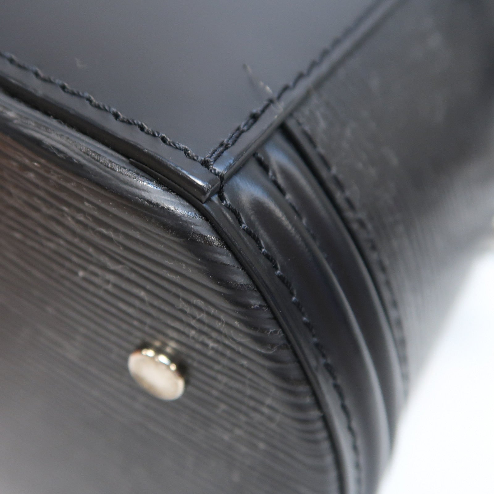 LOUIS VUITTON (PRICE DOWN) LV SHW Cannes 2 Way Bag M52226 Epi Leather Black