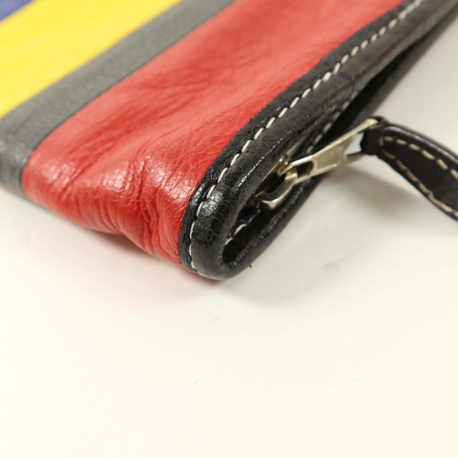 BALENCIAGA 牛皮皮革Bazar Pouch Clutch手拿包