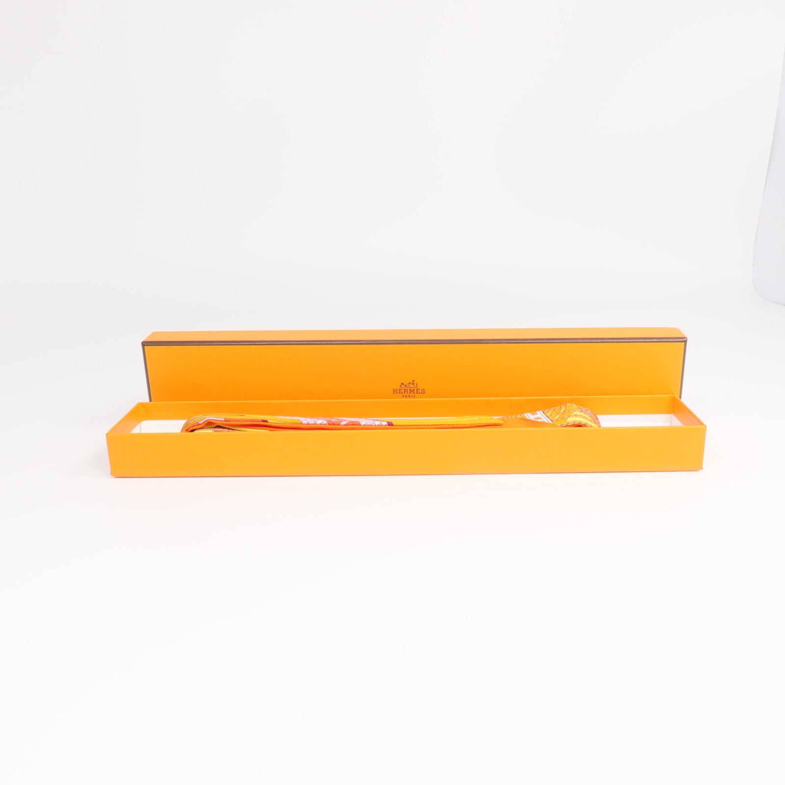 HERMES 絲質Twillon絲巾