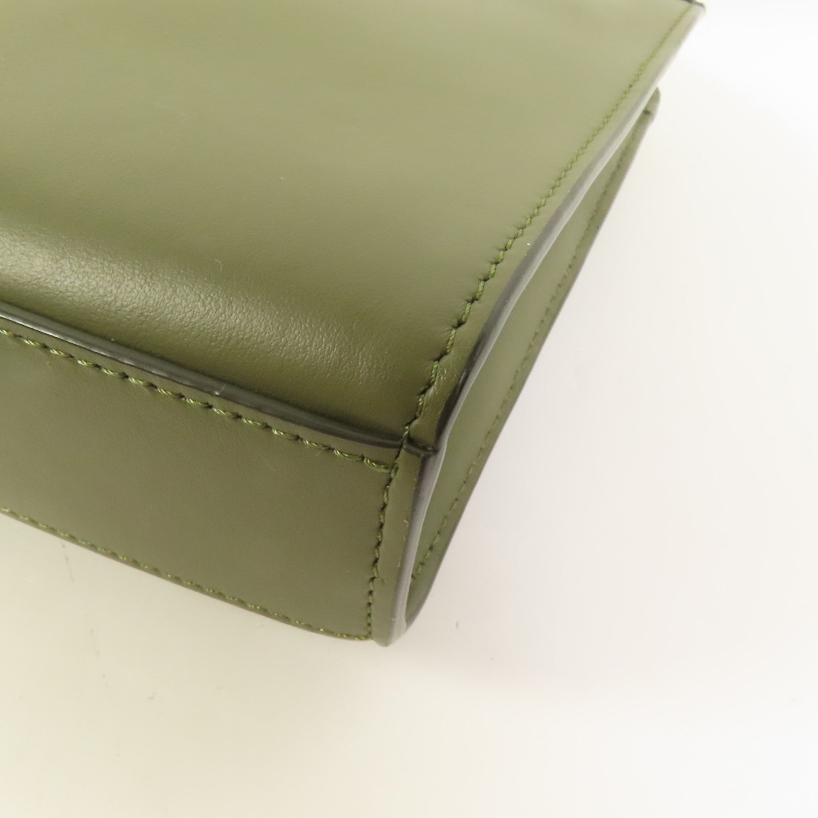 BURBERRY 牛皮皮革Mini Pocket Bag金扣手挽肩背兩用袋