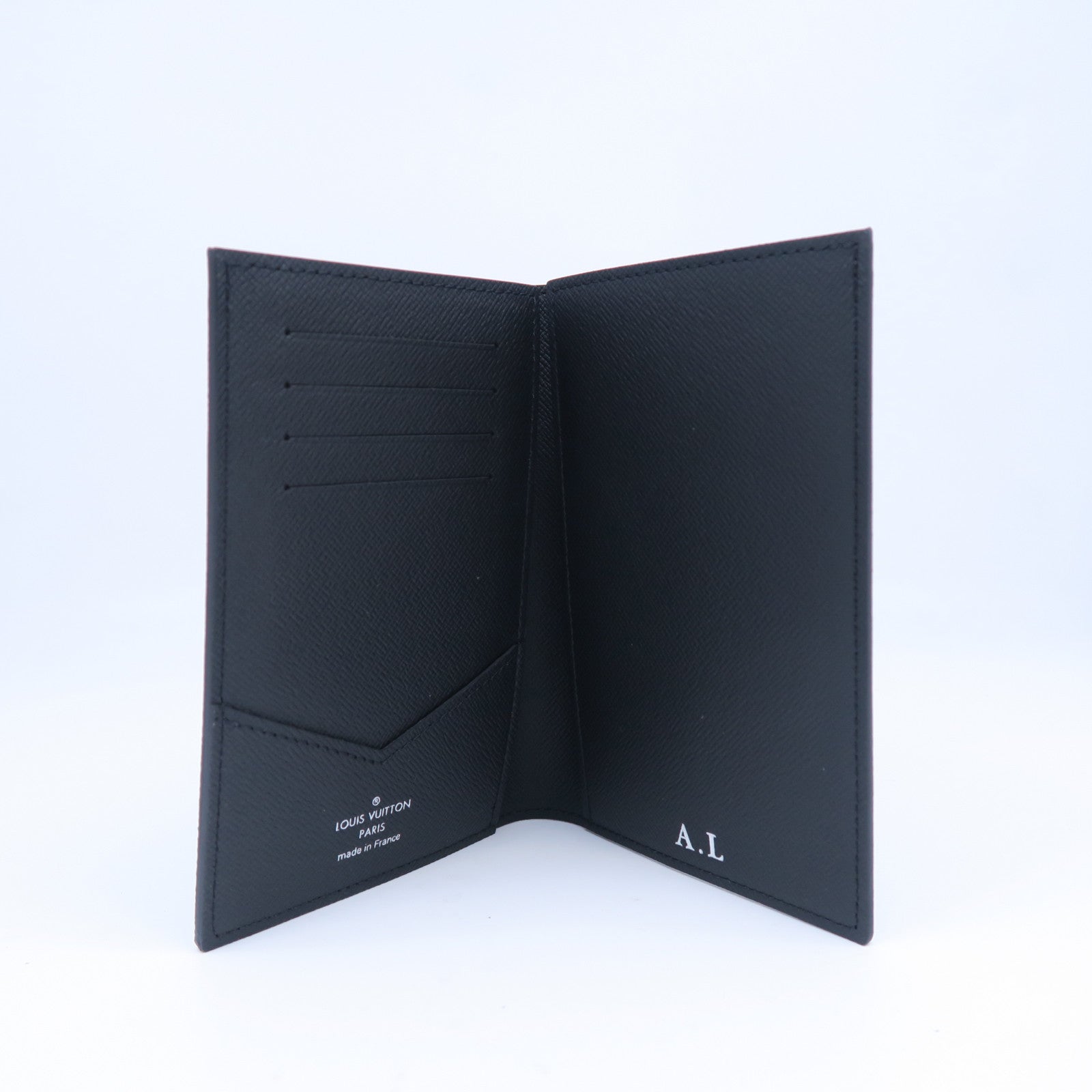 LOUIS VUITTON 【激減優惠】Damier Graphite Passport Case護照套黑色/灰色