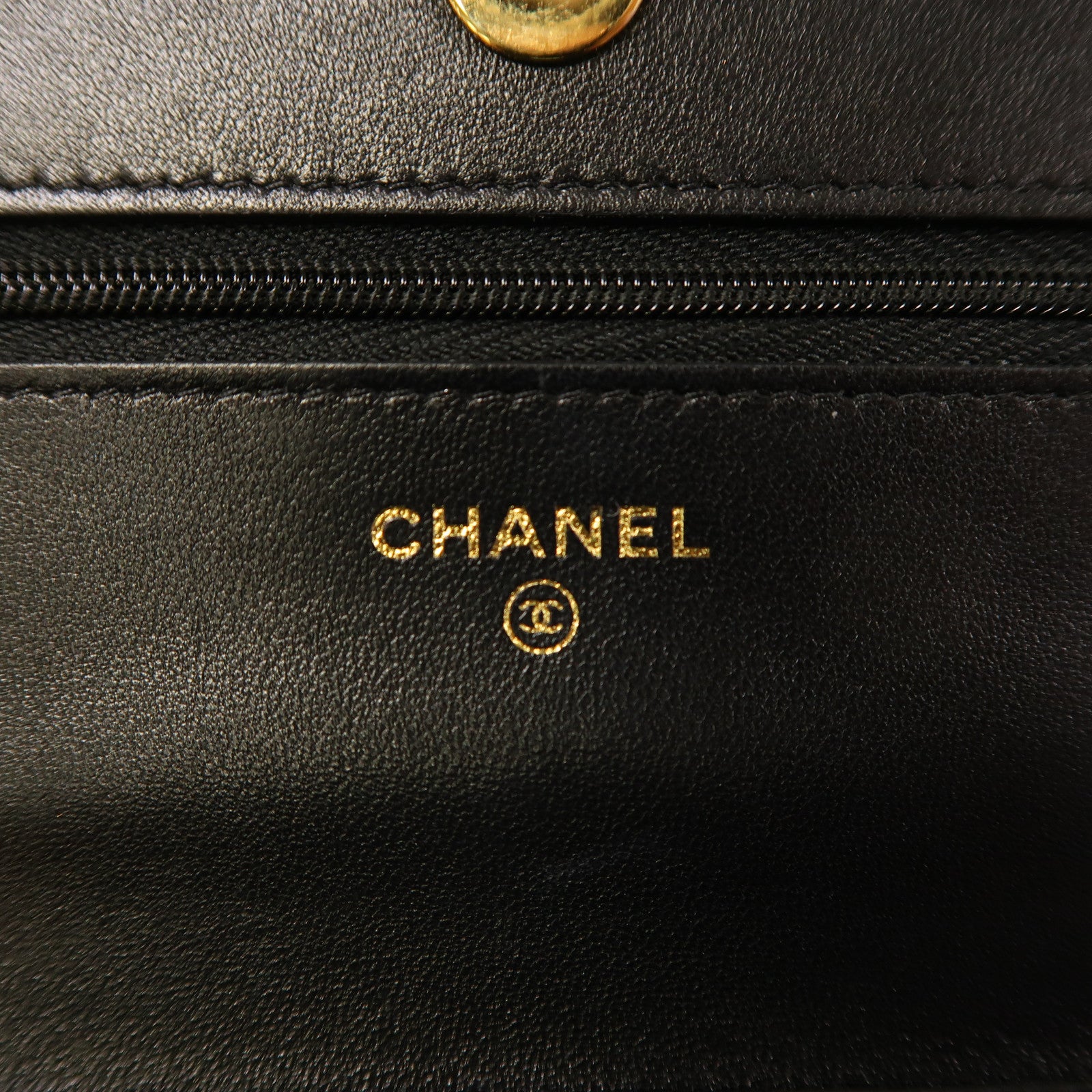 CHANEL 菱格羊皮皮革Wallet On Chain金扣鏈帶肩背袋黑色