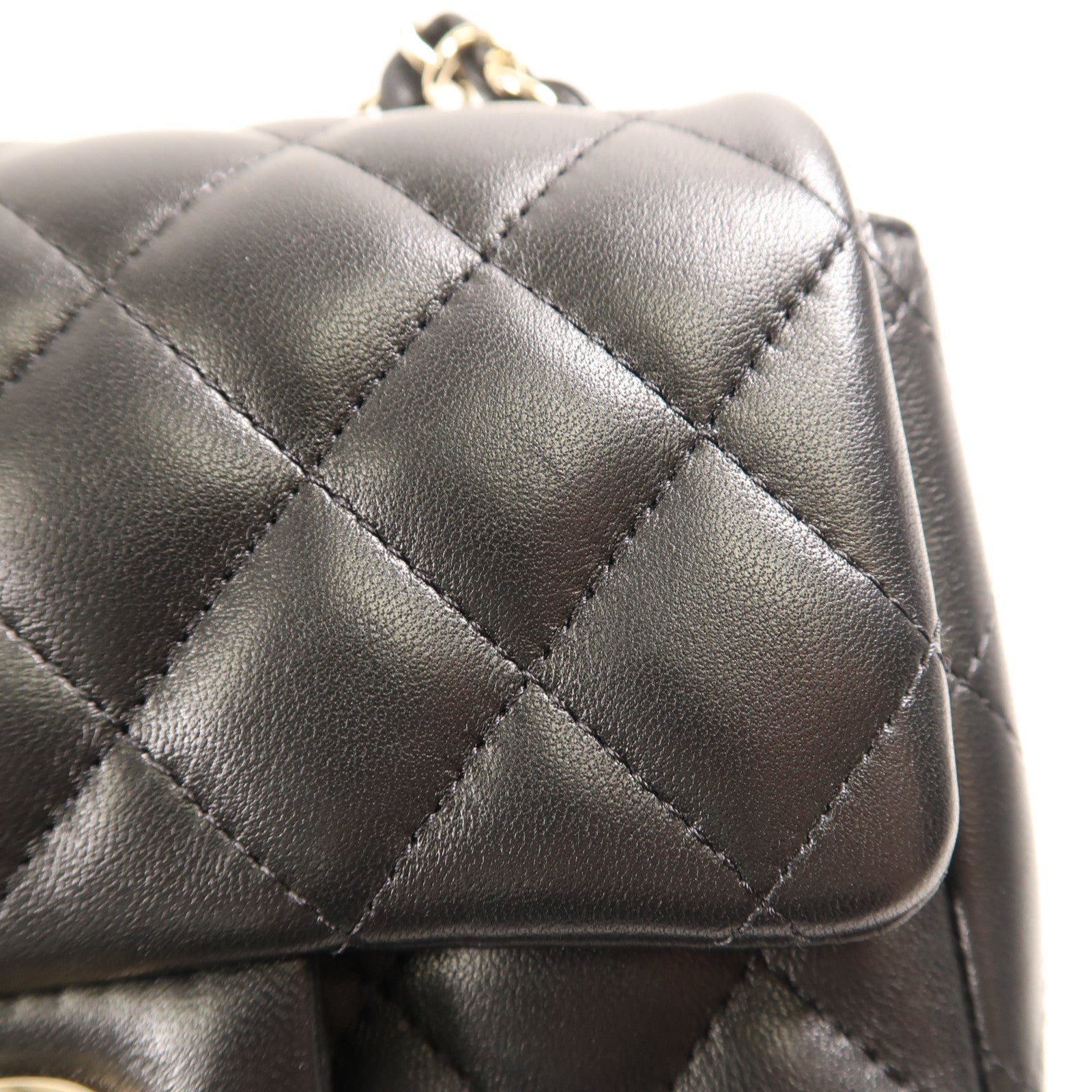 CHANEL 羊皮皮革Mini Classic 17銀扣鏈帶肩背袋