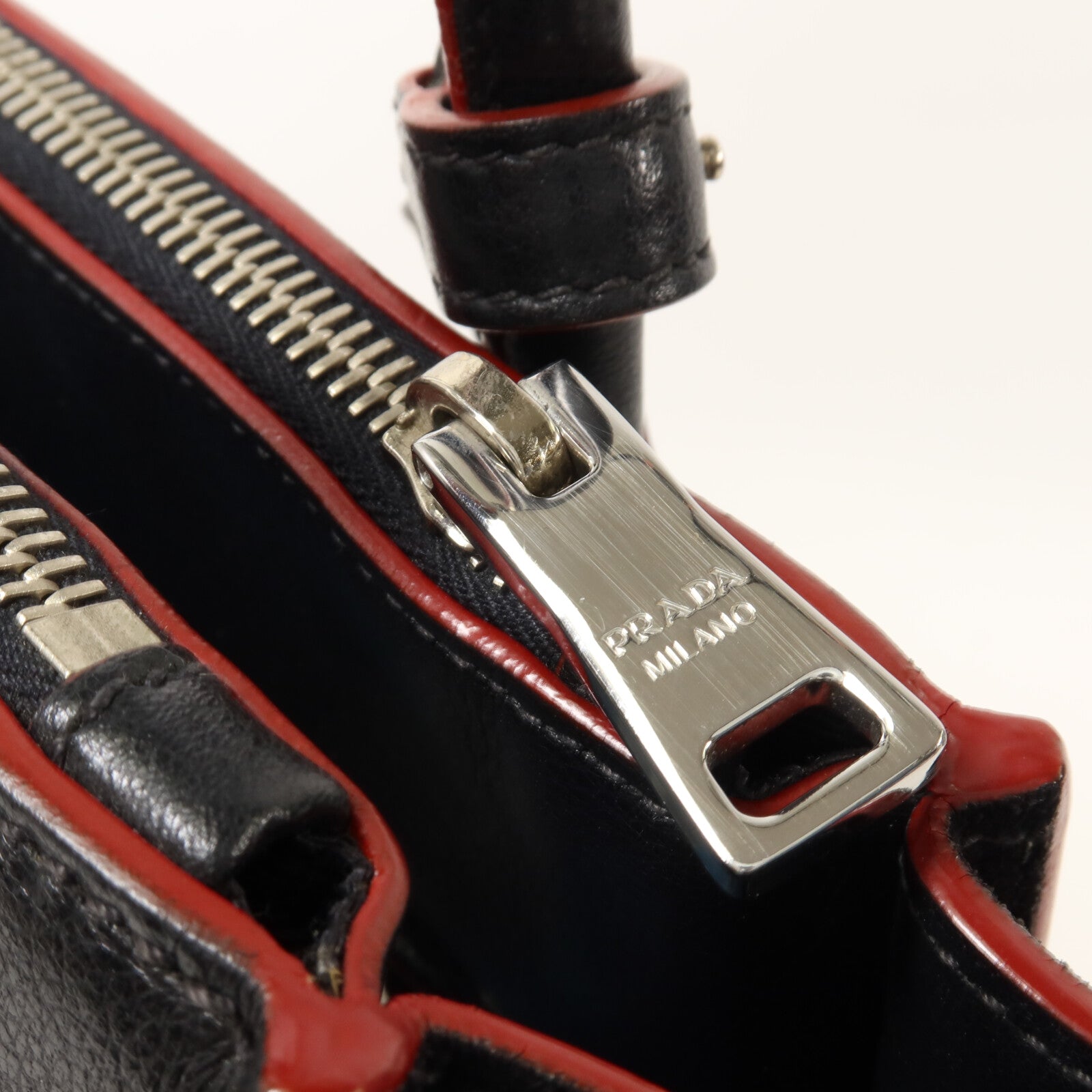 PRADA 牛皮皮革Tote Bag手挽袋