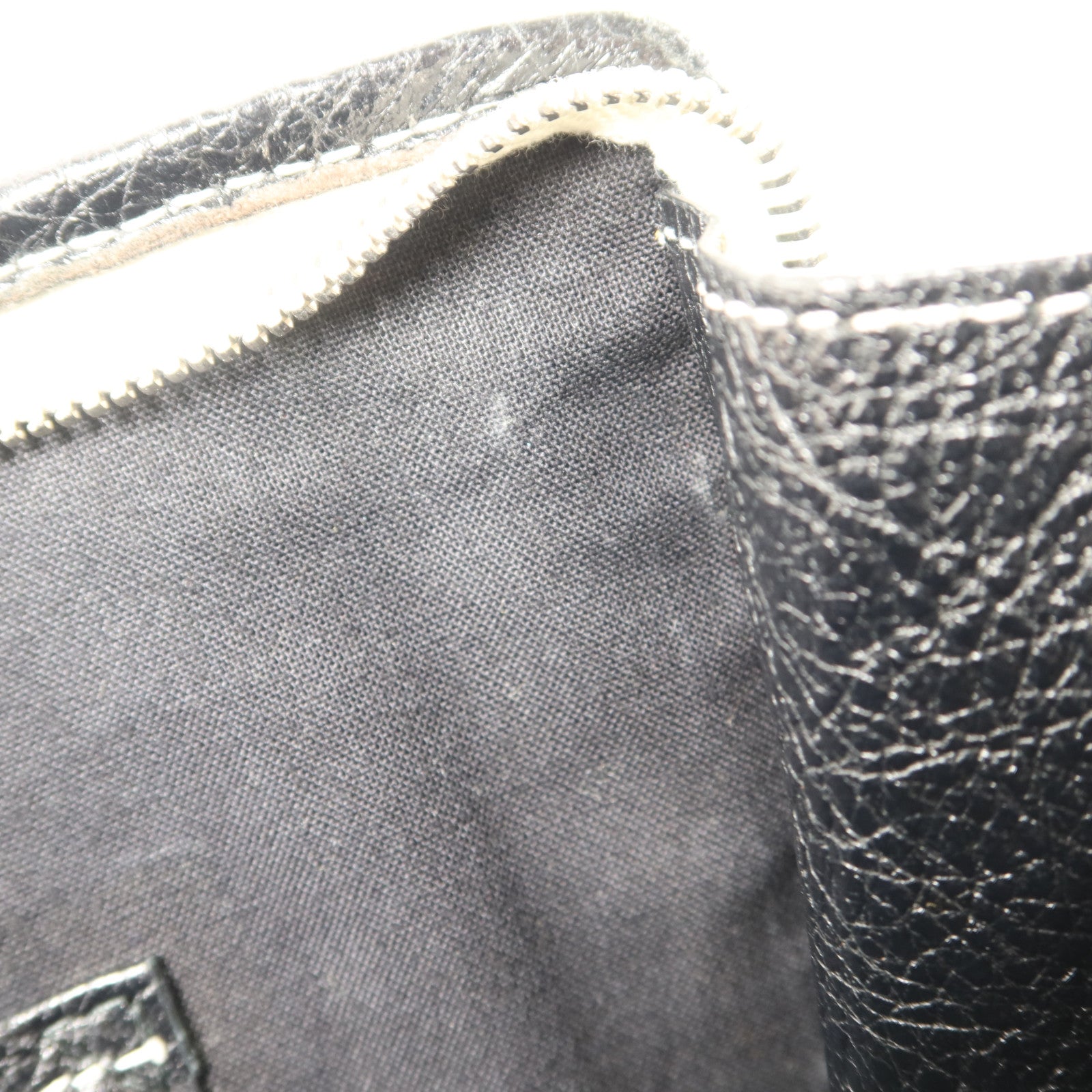 BALENCIAGA 牛皮皮革Bazar Pouch Clutch手拿包