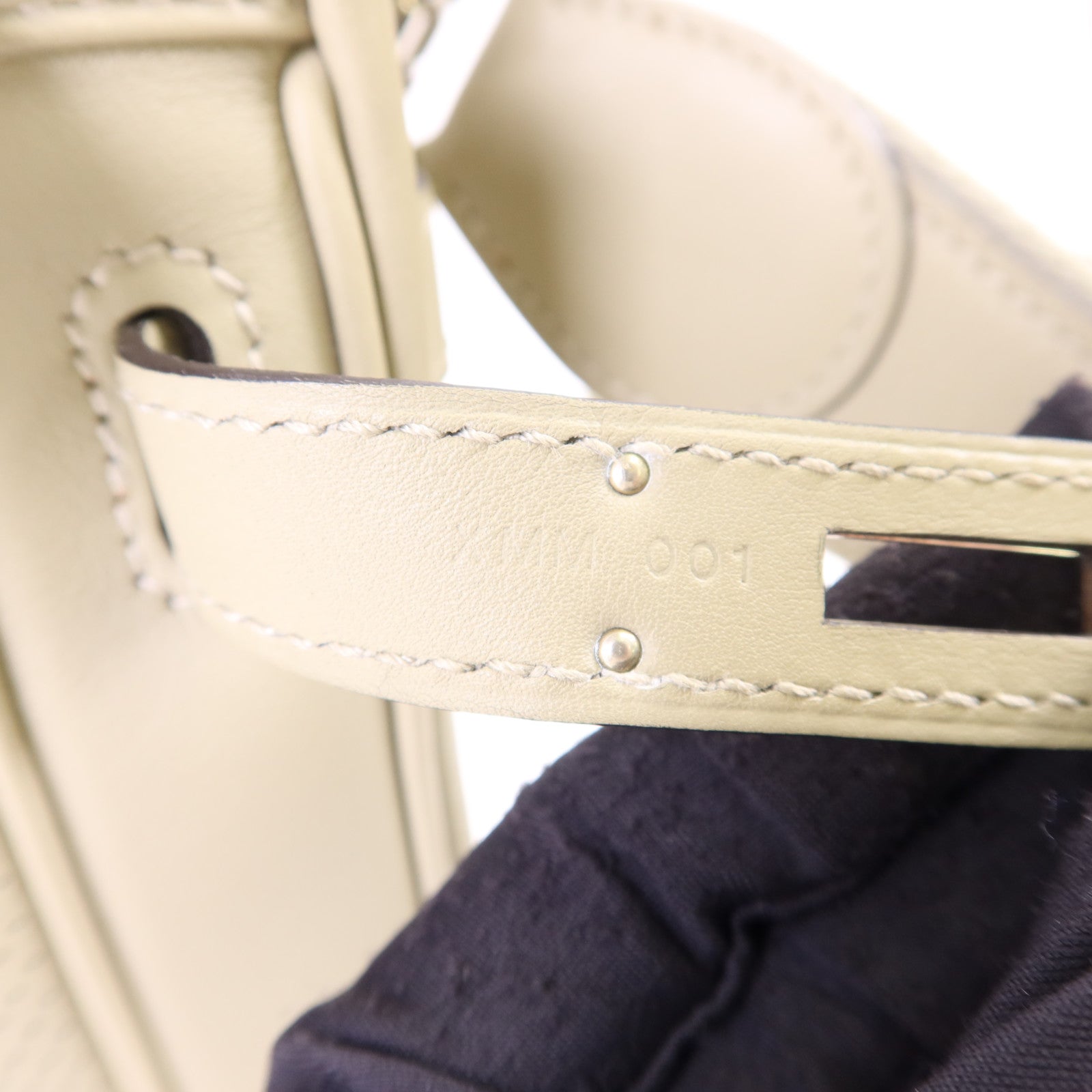 HERMES Swift皮革Mini Berline銀扣肩背袋Sauge