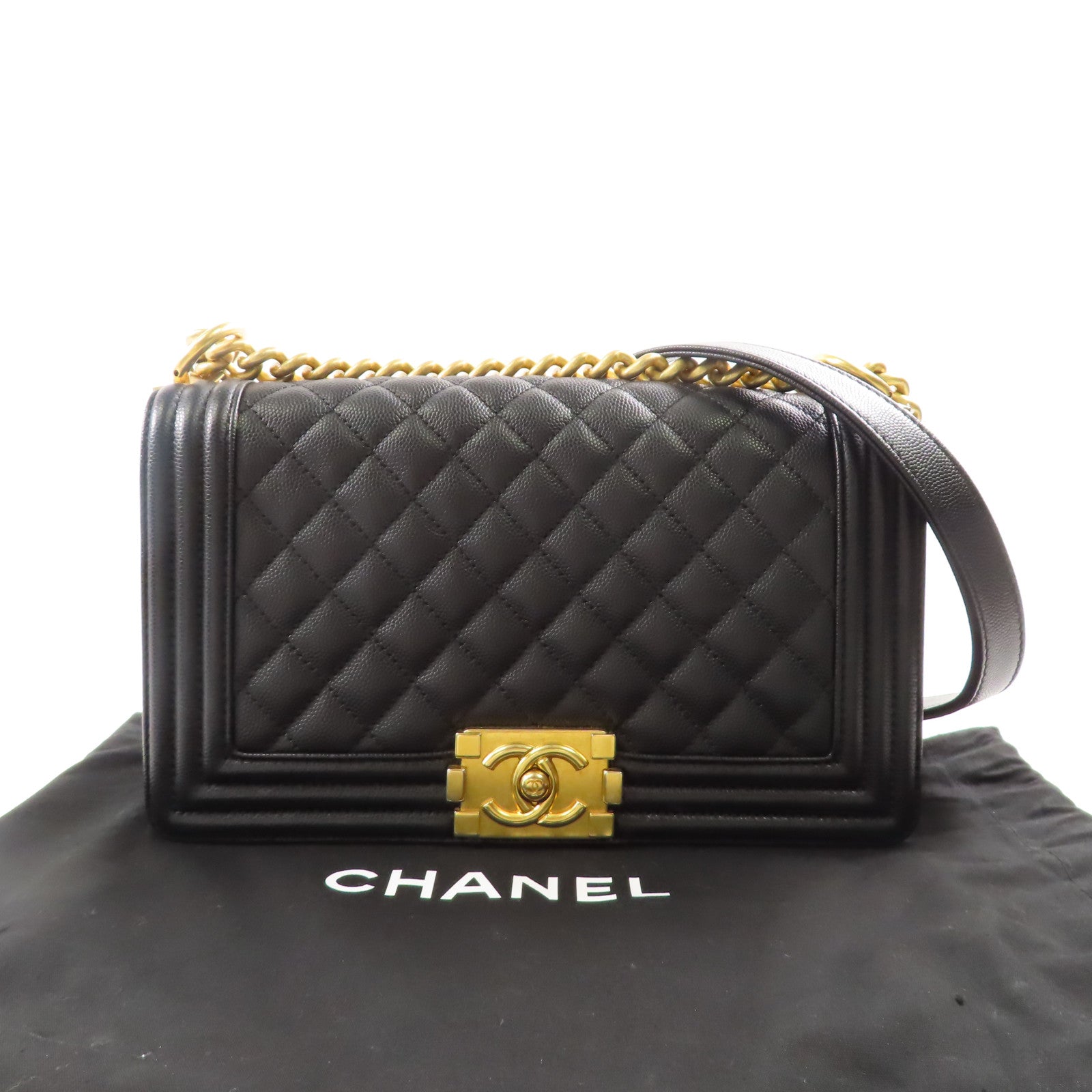 CHANEL 牛皮皮革Boy Chanel金扣肩背袋黑色