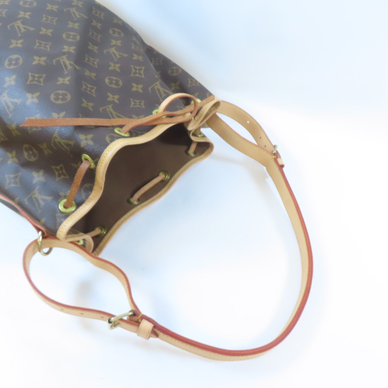 LOUIS VUITTON Monogram Noe Bucket Bag金扣肩背袋啡色