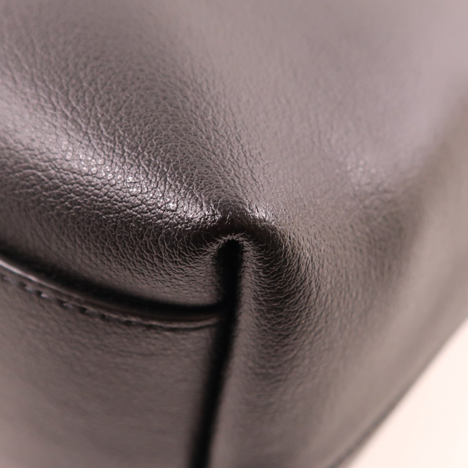 SAINT LAURENT 牛皮皮革Bold Leather Tote Bag手挽袋/肩背袋