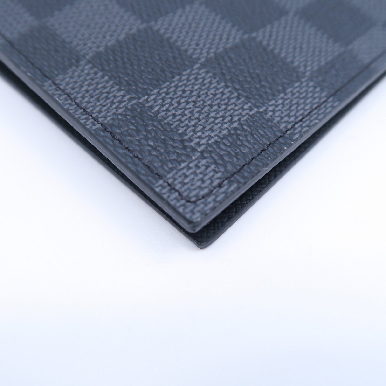 LOUIS VUITTON 【激減優惠】Damier Graphite Passport Case護照套黑色/灰色