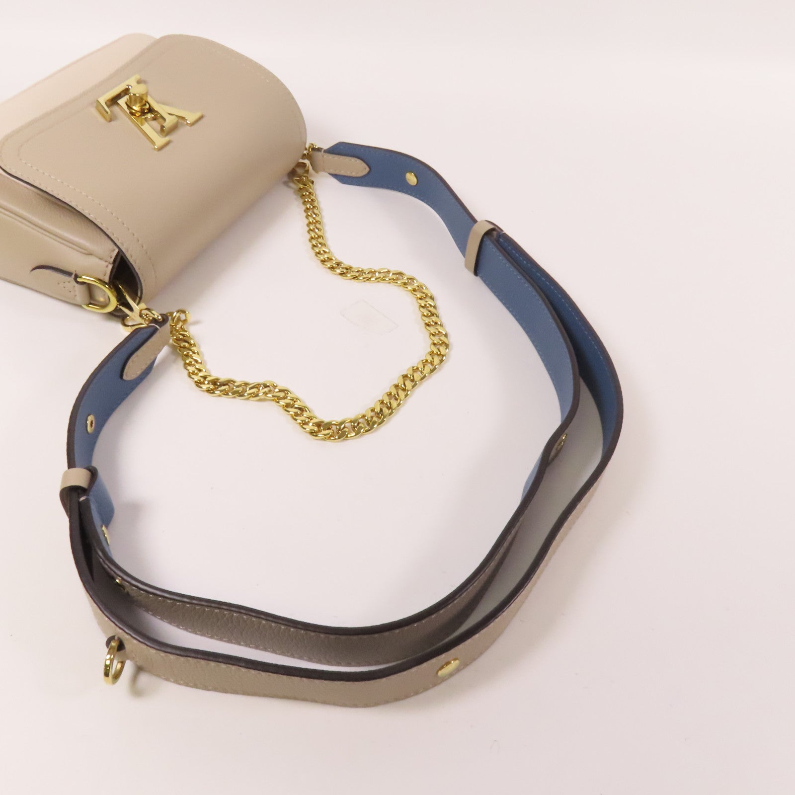 LOUIS VUITTON 牛皮皮革Lockme Tender金扣手挽肩背兩用袋