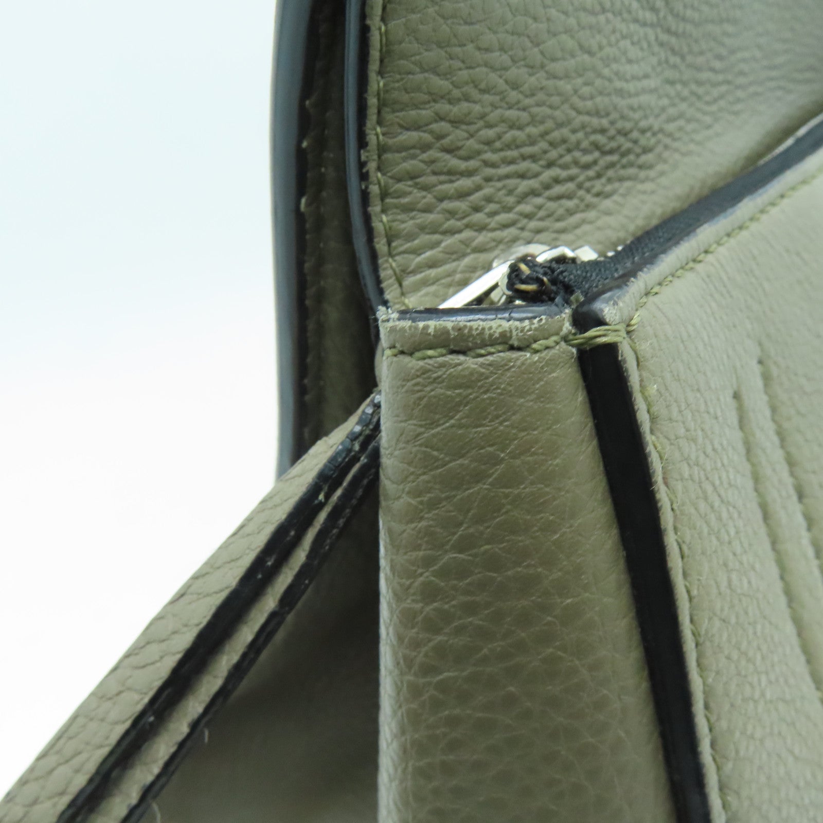 CELINE 牛皮皮革Shoulder Bag银扣肩背袋灰色