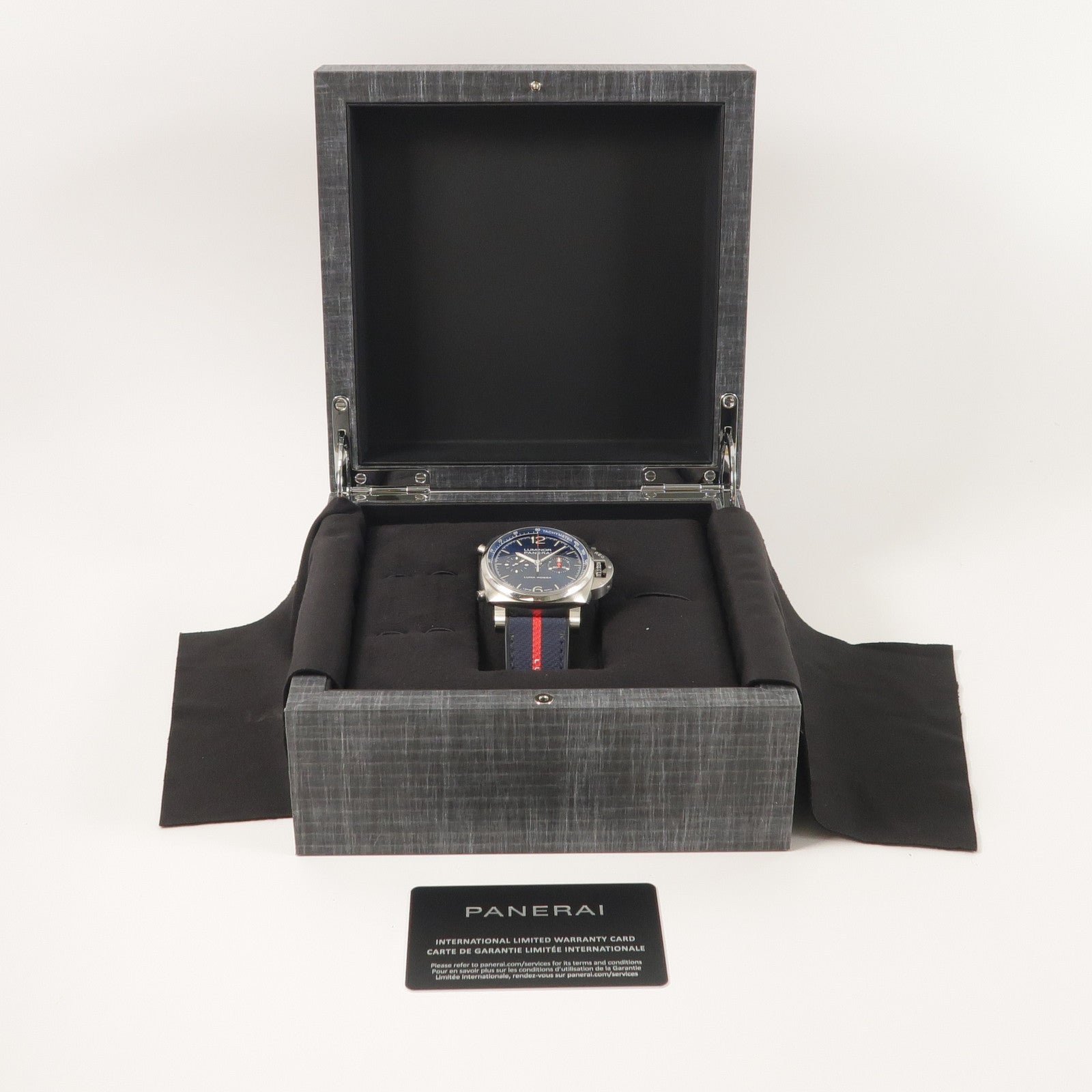 PANERAI Luminor Chrono Luna Rossa PAM01303