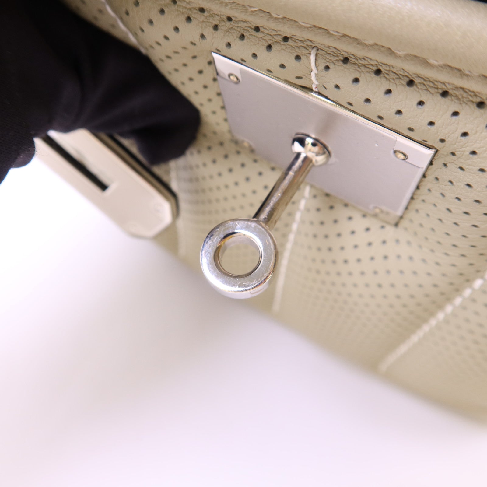 HERMES Swift皮革Mini Berline銀扣肩背袋Sauge