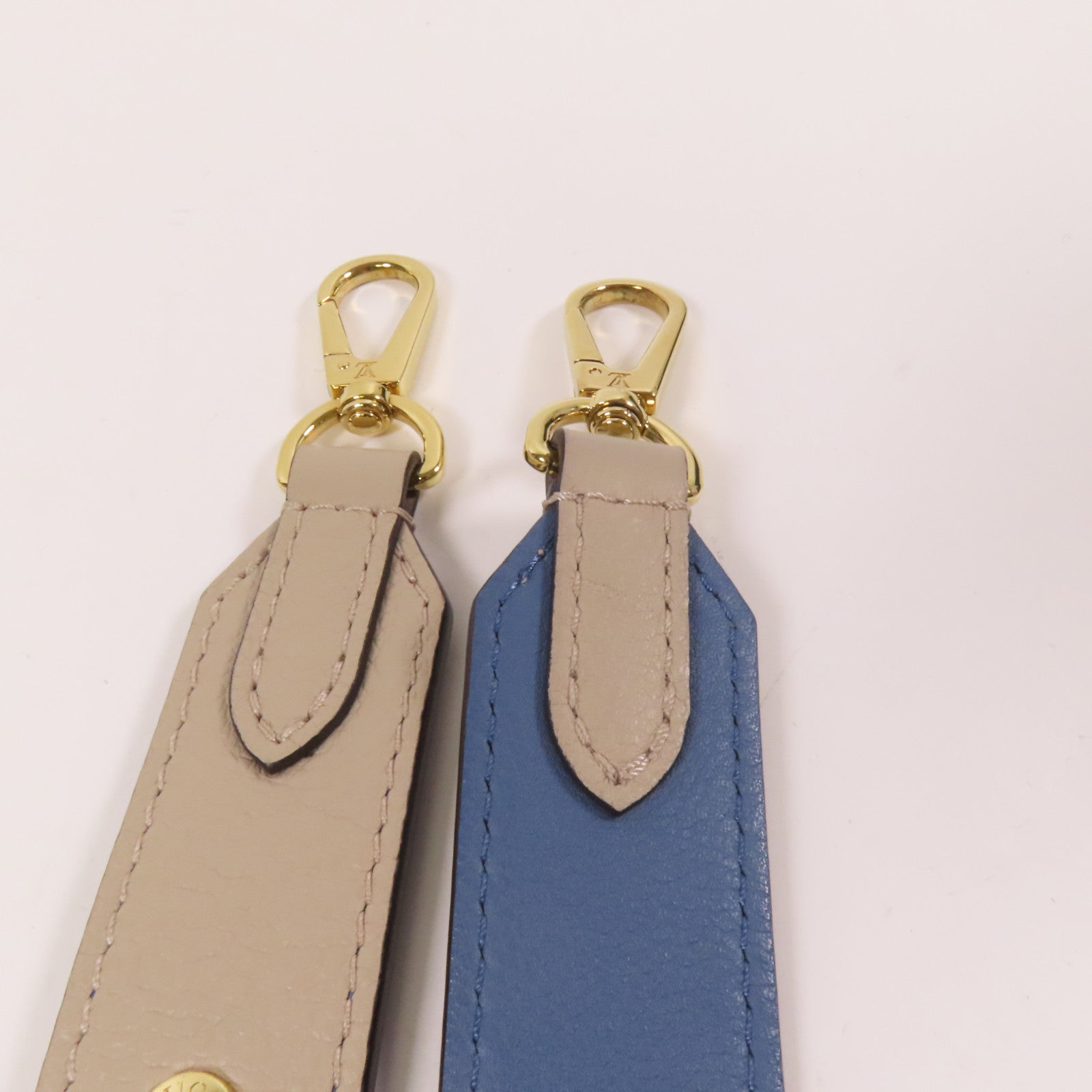 LOUIS VUITTON 牛皮皮革Lockme Tender金扣手挽肩背兩用袋