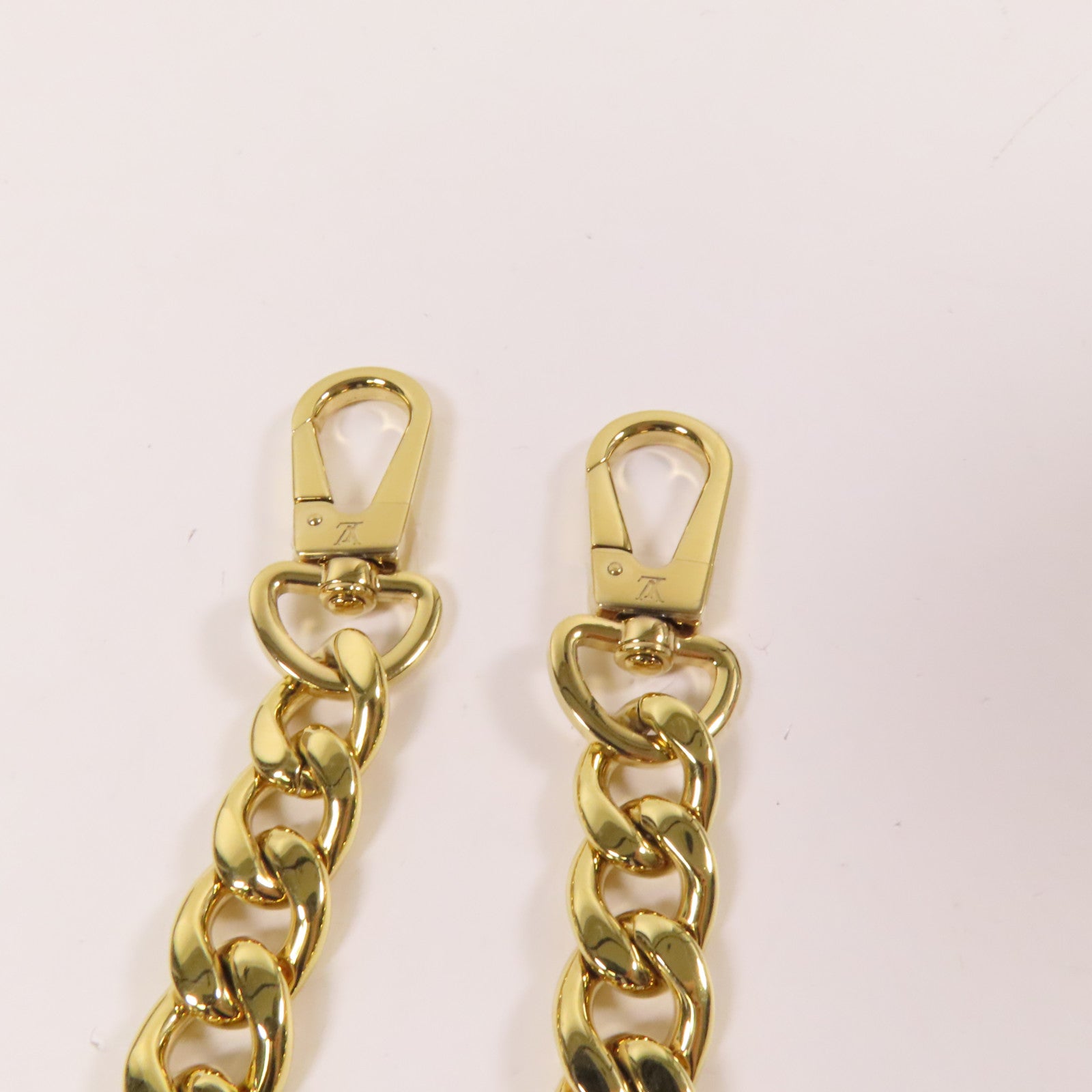 LOUIS VUITTON 牛皮皮革Lockme Tender金扣手挽肩背兩用袋