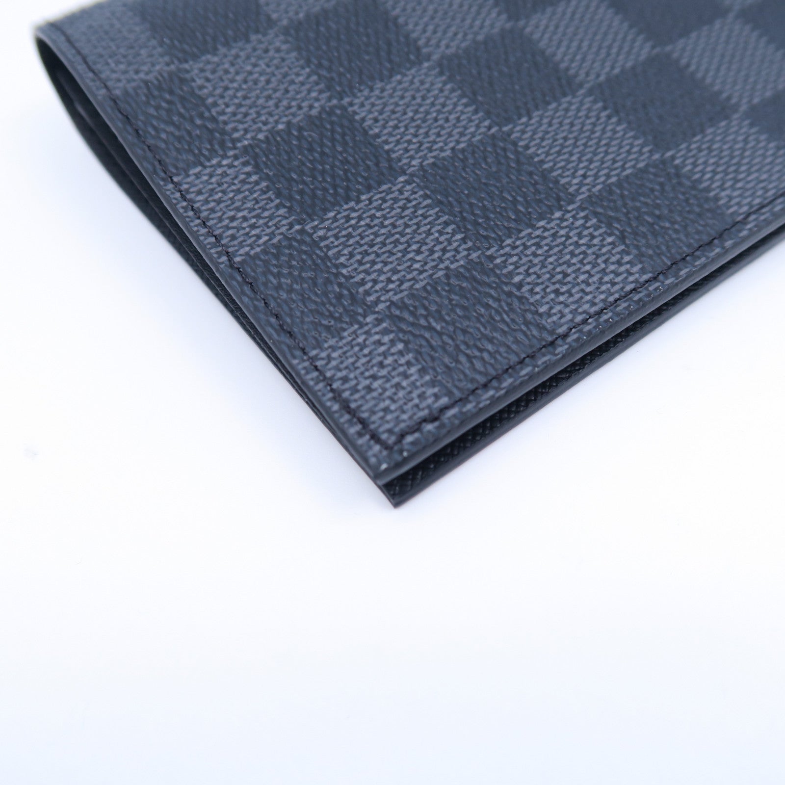 LOUIS VUITTON 【激減優惠】Damier Graphite Passport Case護照套黑色/灰色