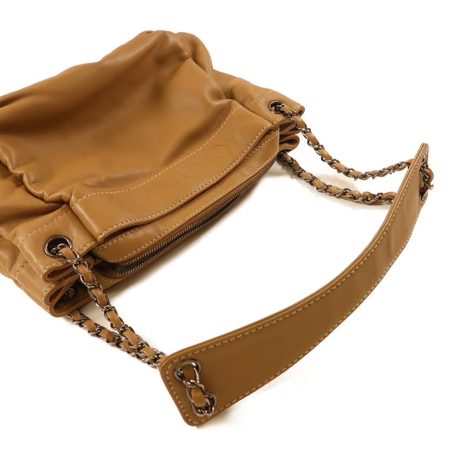 CHANEL 漆皮皮革Chain Shoulder銀扣鏈帶肩背袋淺啡色