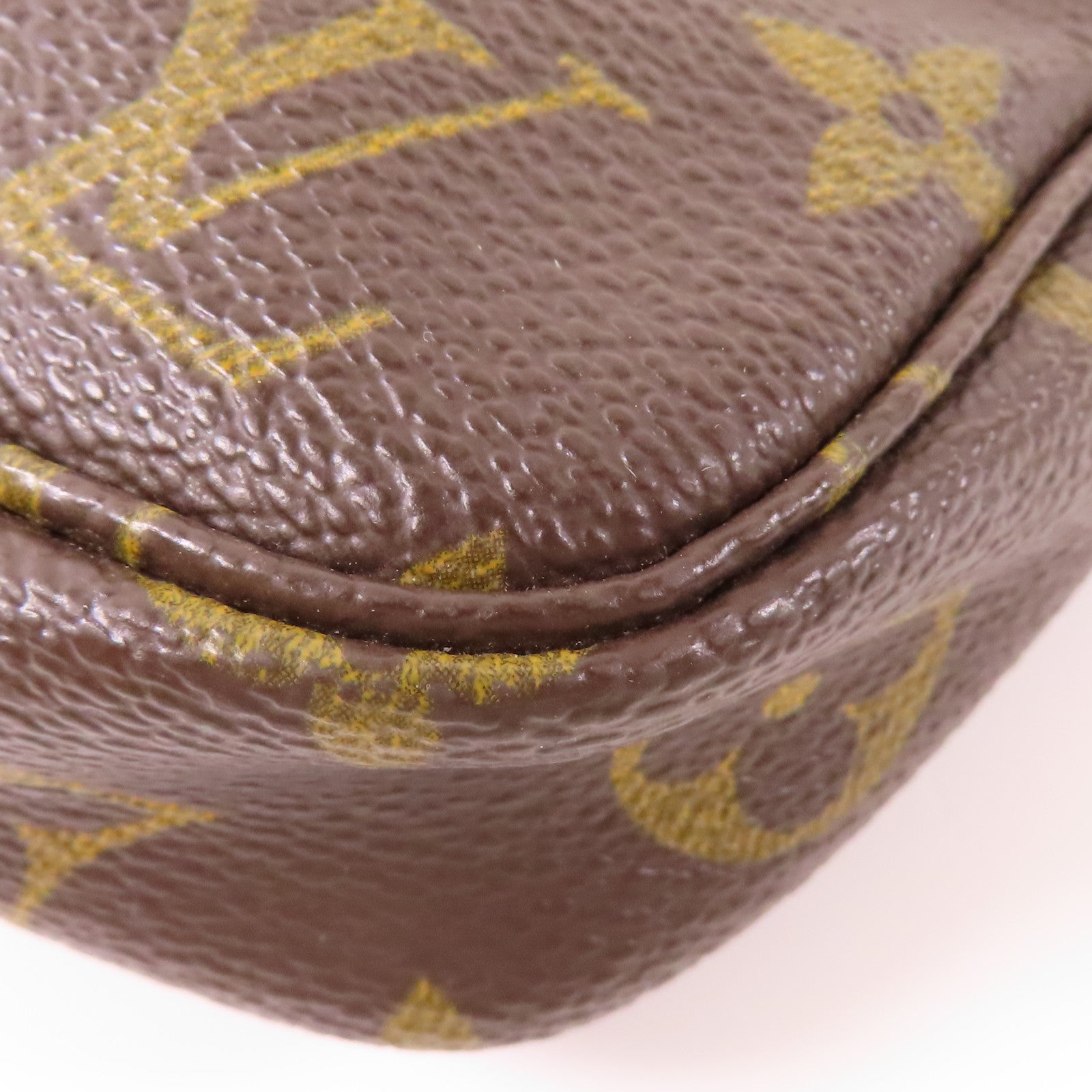 LOUIS VUITTON Monogram Pochette Accessoires金扣手拿包棕色