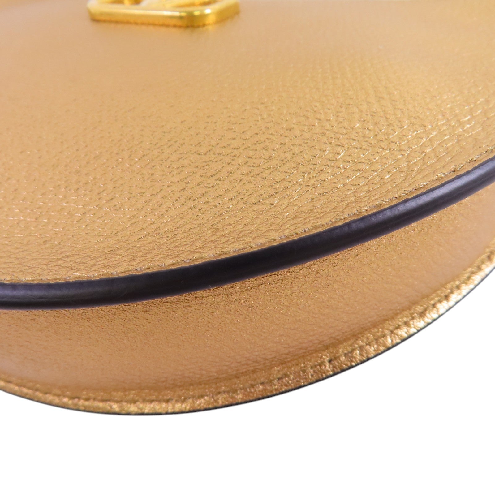 Valentino 牛皮皮革Shoulder Bag金扣肩背袋