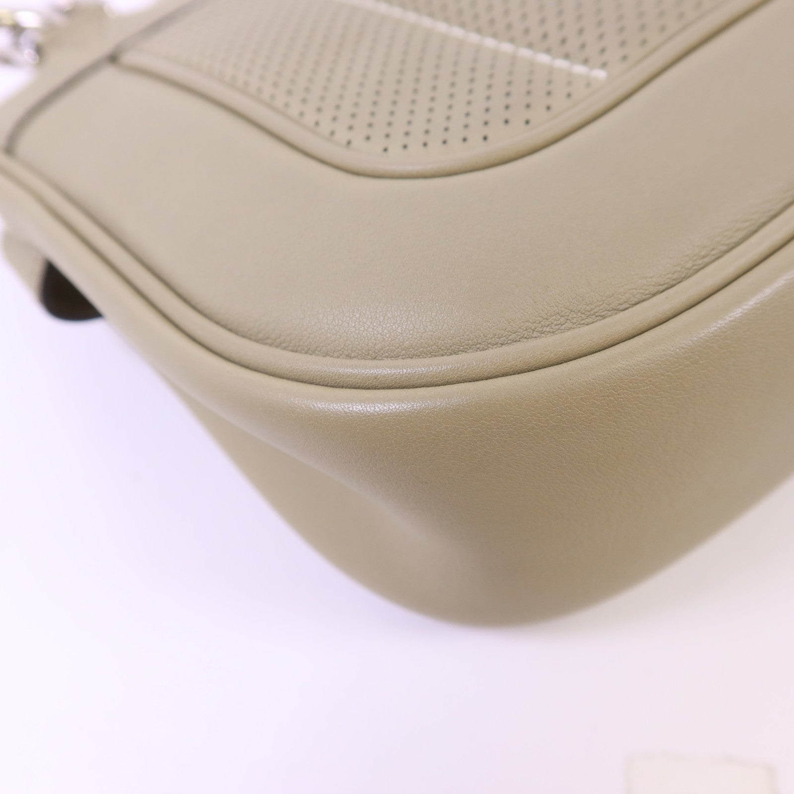 HERMES Swift皮革Mini Berline銀扣肩背袋Sauge