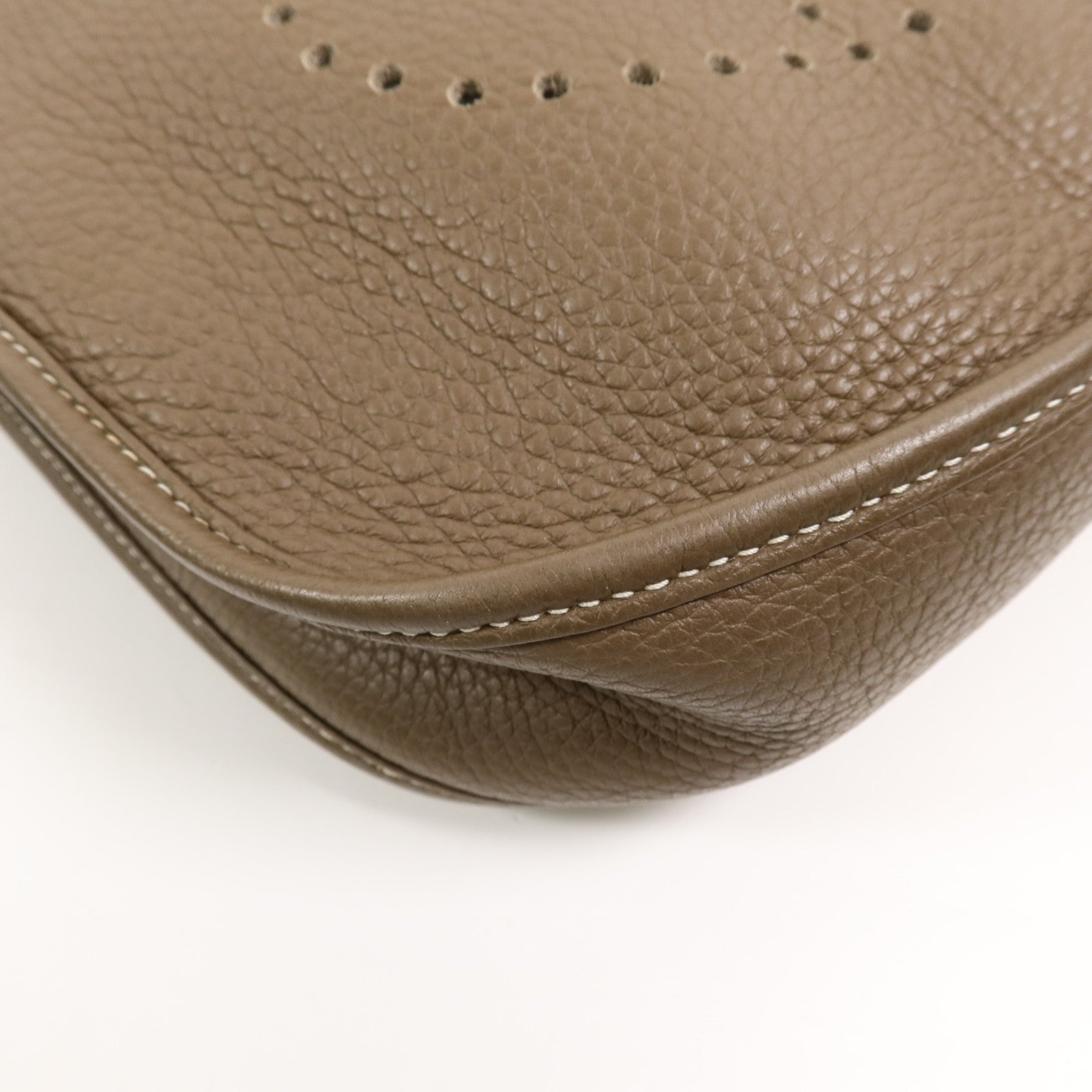 HERMES Clemence皮革Evelyne PM肩背袋Etoupe
