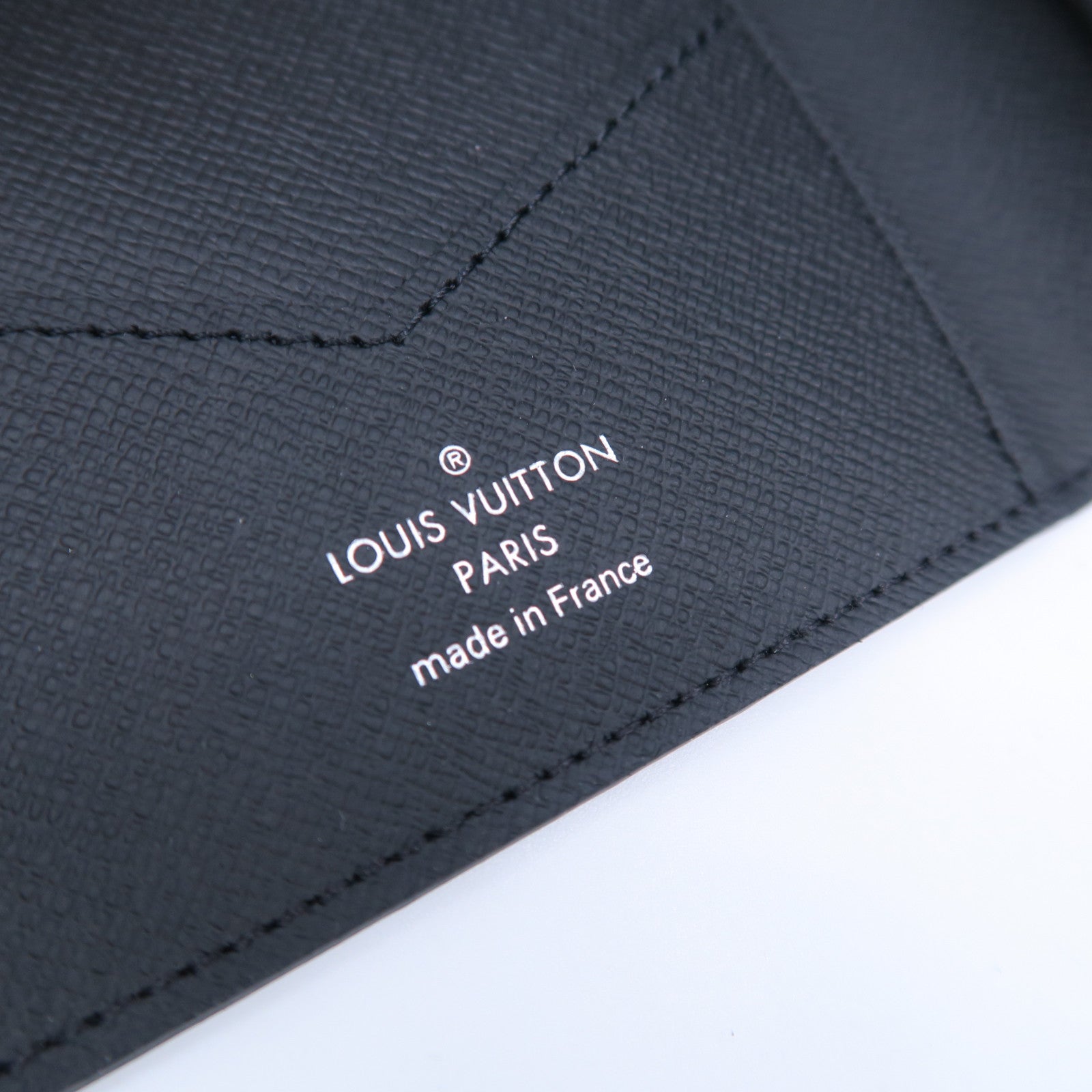LOUIS VUITTON 【激減優惠】Damier Graphite Passport Case護照套黑色/灰色