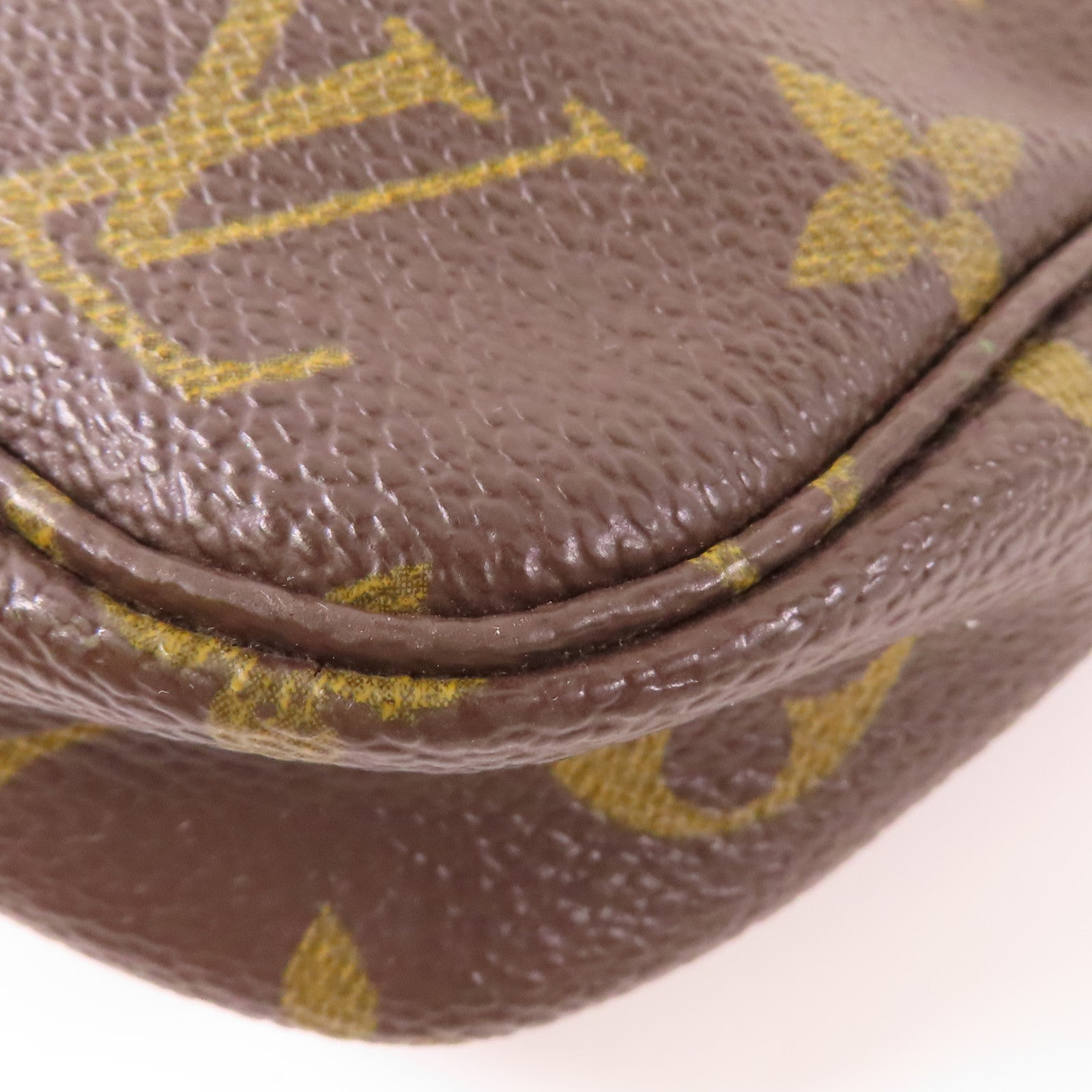 LOUIS VUITTON Monogram Pochette Accessoires金扣手拿包棕色